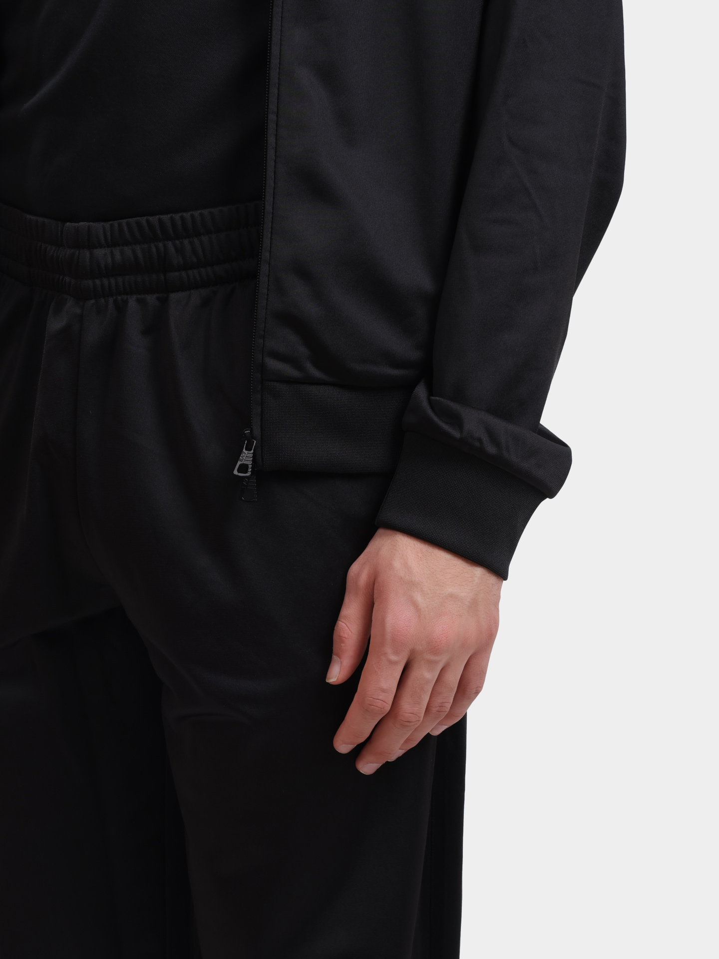 Костюм спортивный EA7 7M000237 AF12449 UC001 черный мужской — купить в интернет-магазине Verdistore