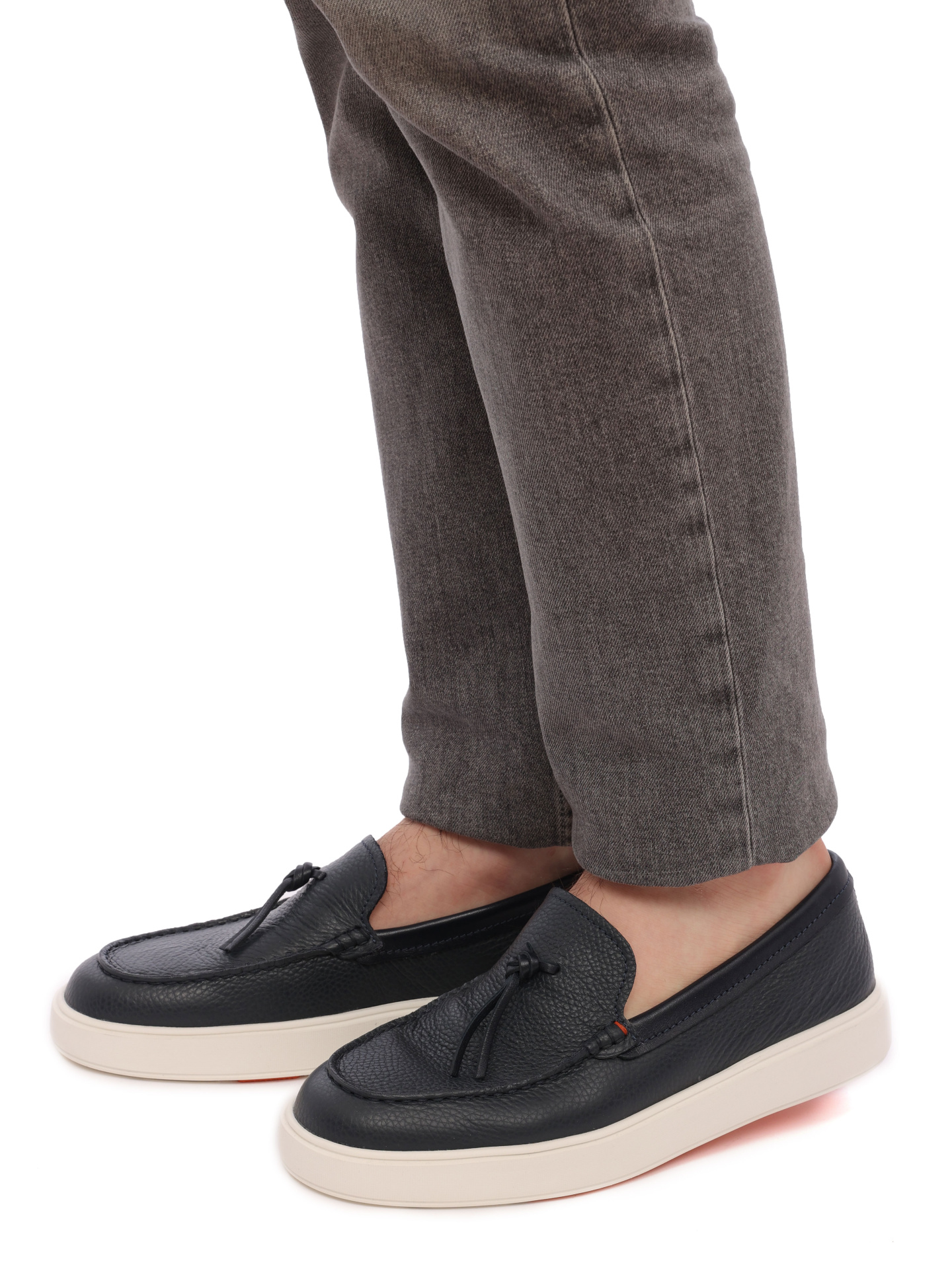 Слипоны из фактурной кожи и на высокой белой подошве — купить в интернет-магазине Verdistore