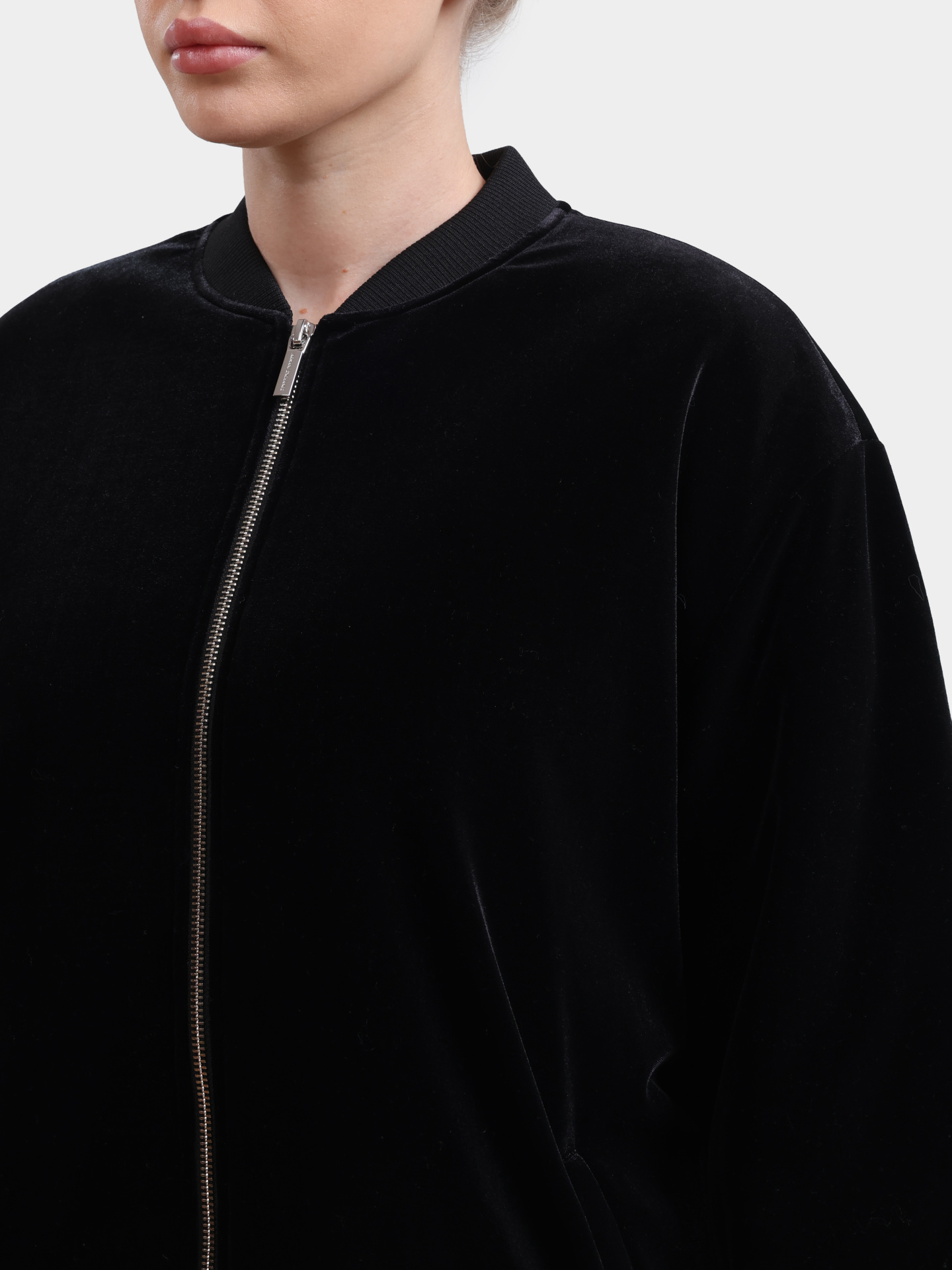 Бомбер Armani Exchange XW001301 AF16147 UC001 бархатный женский — купить в интернет-магазине Verdistore