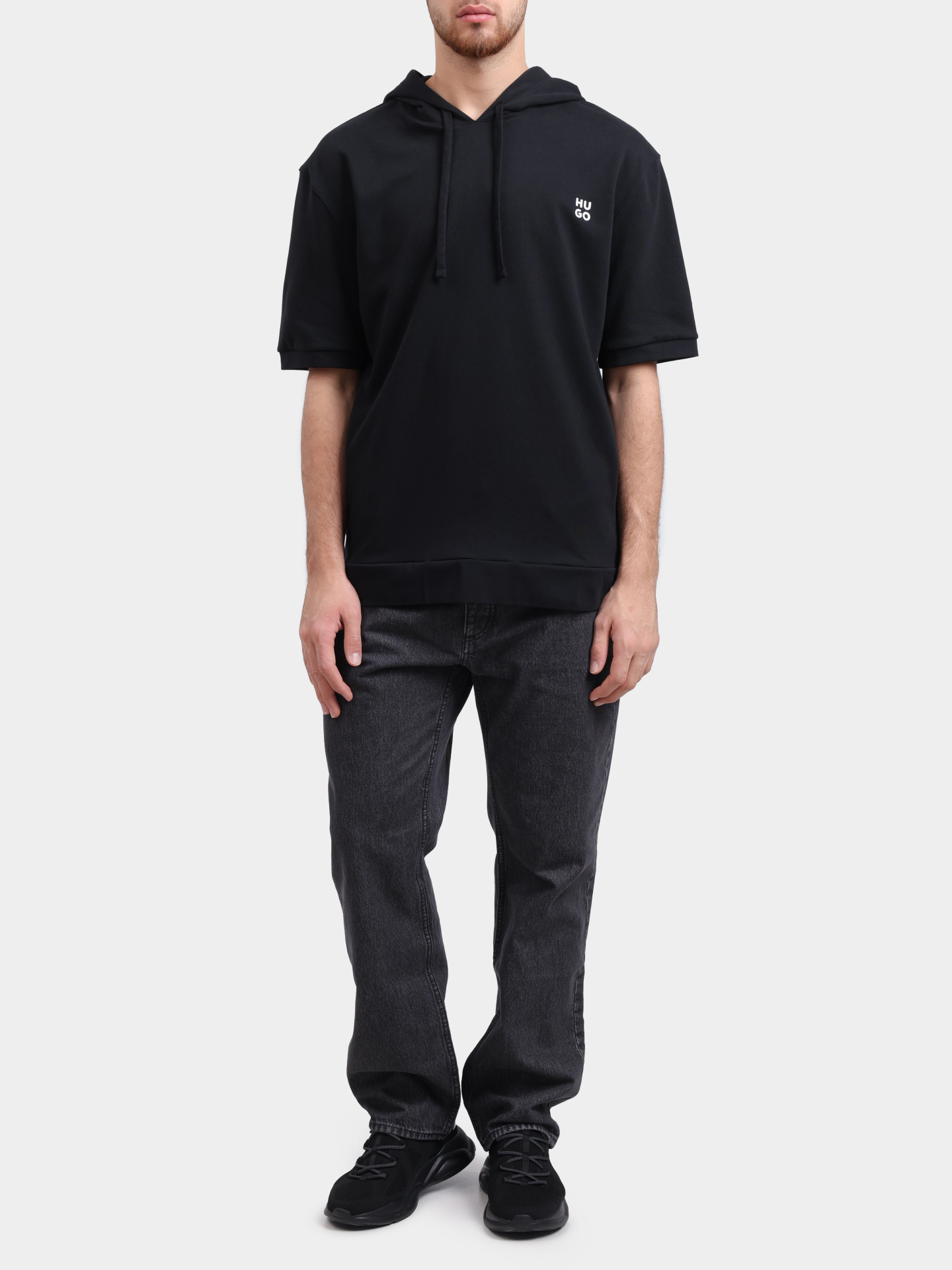 Худи HUGO RED DEVON_HOODED T-SHIRT 10262201 01 50540164 001 черная мужская с коротким рукавом  — купить в интернет-магазине Verdistore