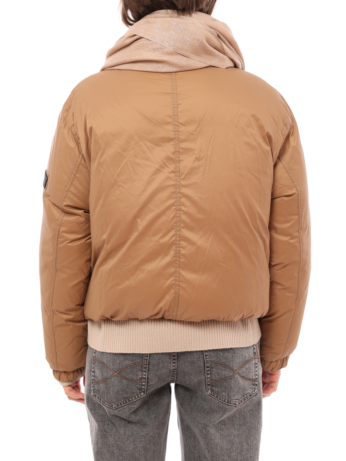 Пуховик Brunello Cucinelli MR4052799 C6508 коричневый женский укороченный — купить в интернет-магазине Verdistore