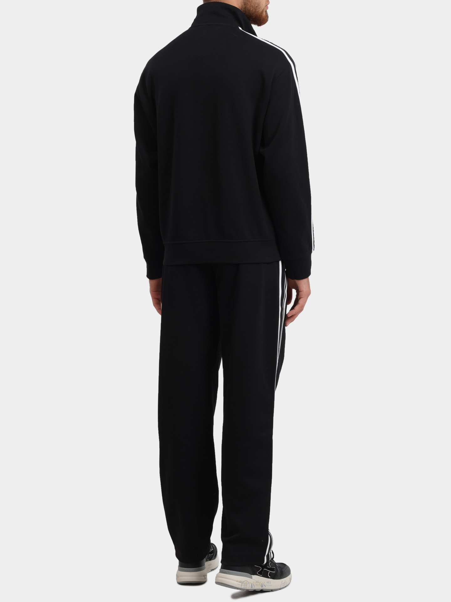 Мастерка Emporio Armani EM001110 AF13488 UC001 черная мужская — купить в интернет-магазине Verdistore