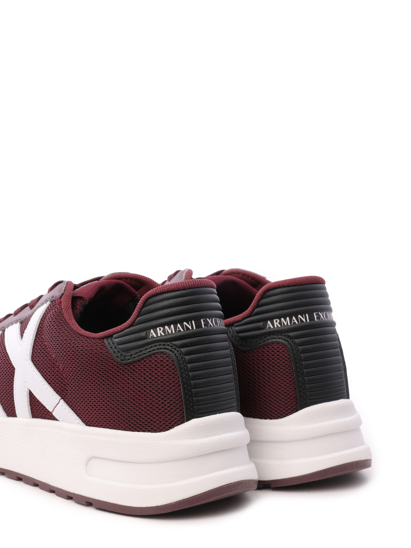 Кроссовки Armani Exchange XUX071 XV527 T044 комбинированные мужские с логотипом — купить в интернет-магазине Verdistore