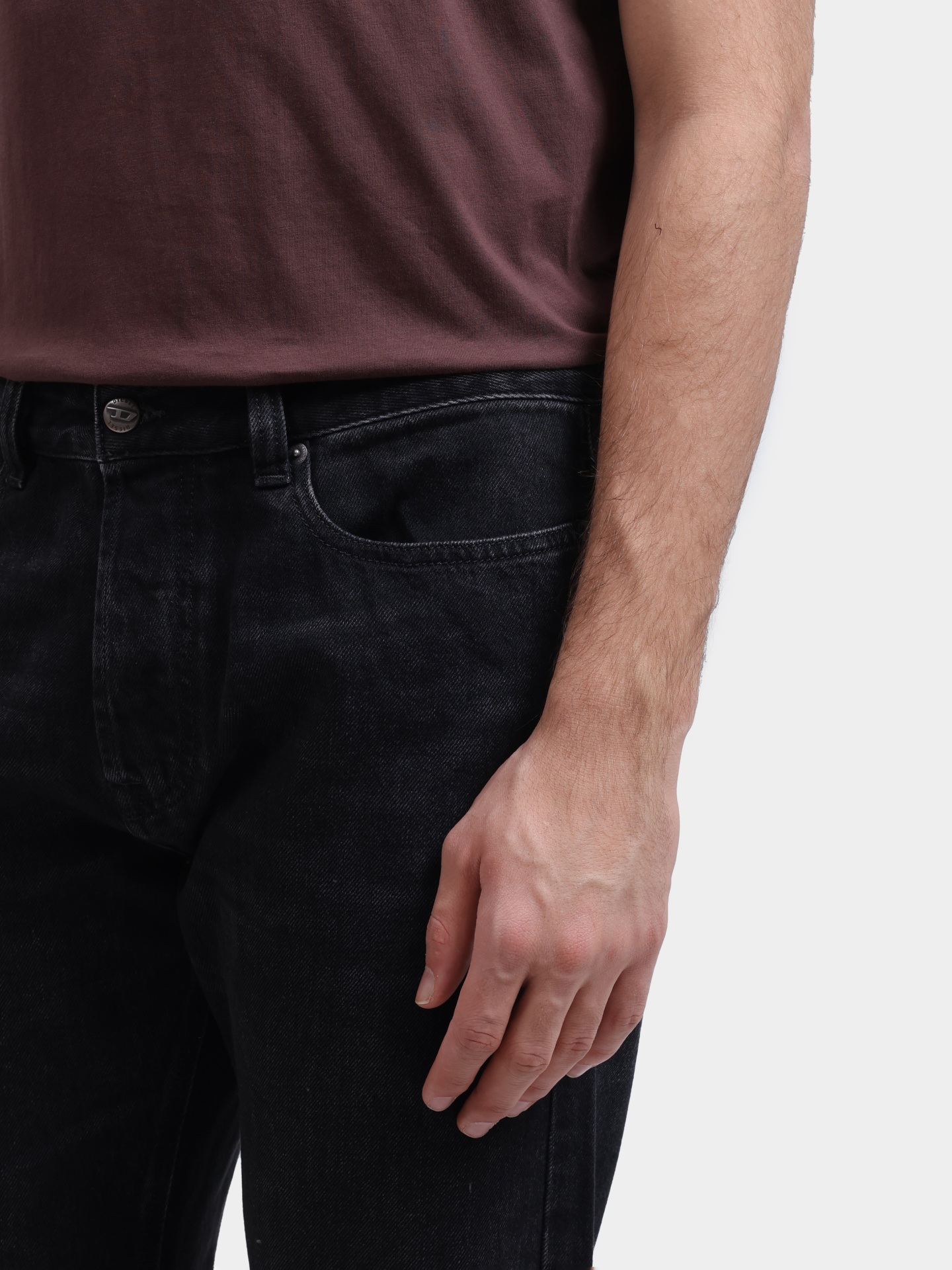 Джинсы Diesel A1704609P0902 черные мужские — купить в интернет-магазине Verdistore