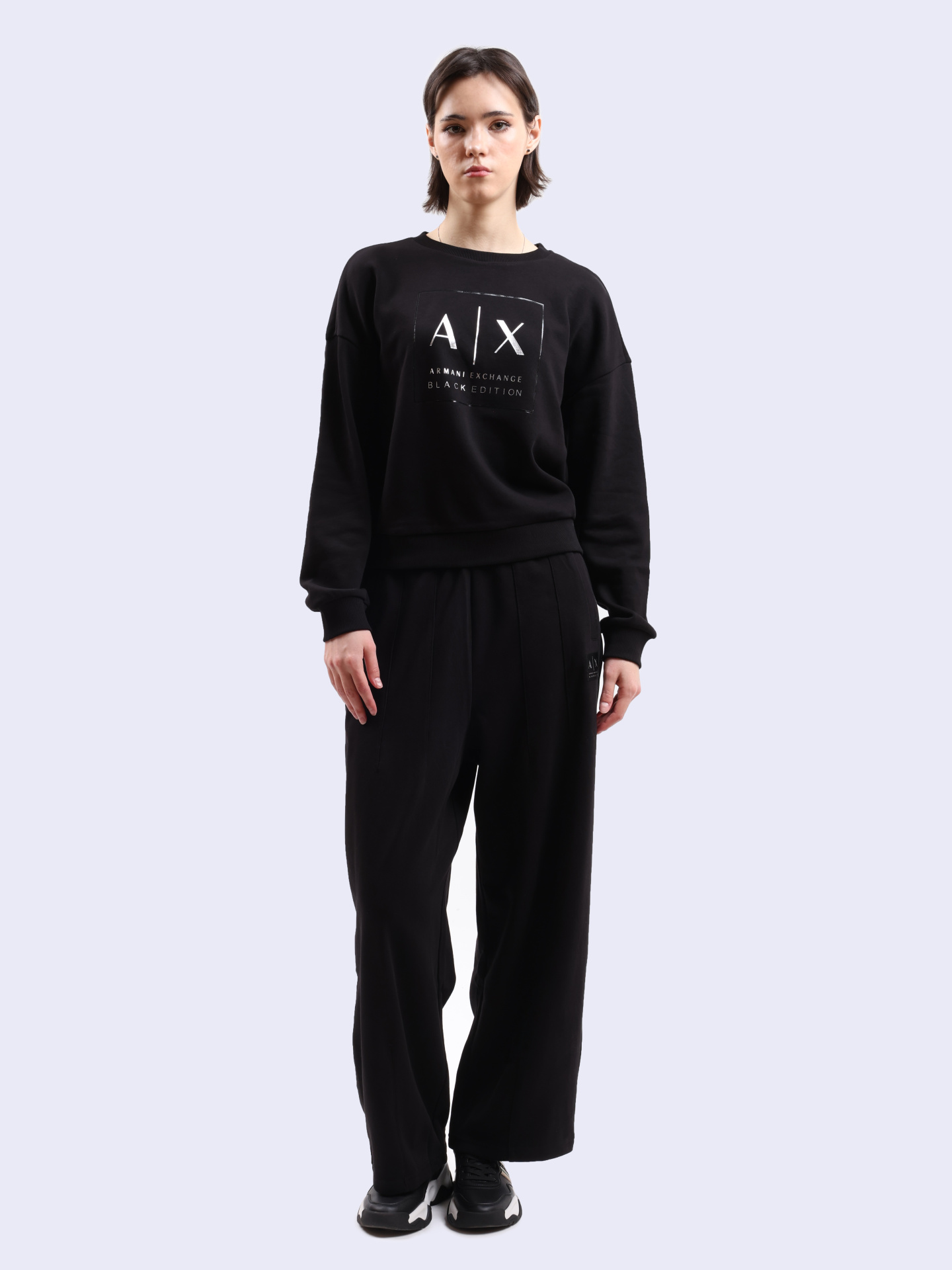 Свитшот Armani Exchange XW000006 AF10172 UC001 черный женский — купить в интернет-магазине Verdistore