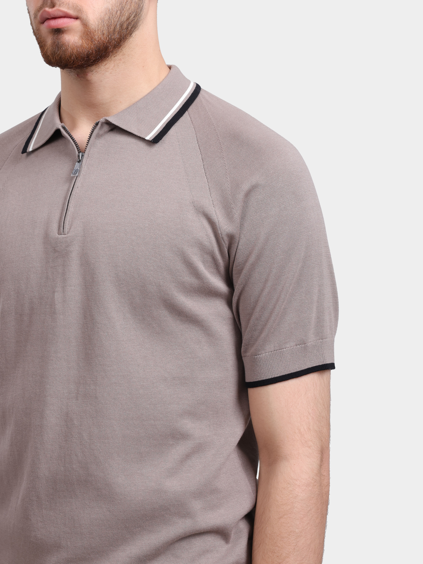 Поло Armani Exchange XM001977 AF20139 U6107 бежевое мужское — купить в интернет-магазине Verdistore