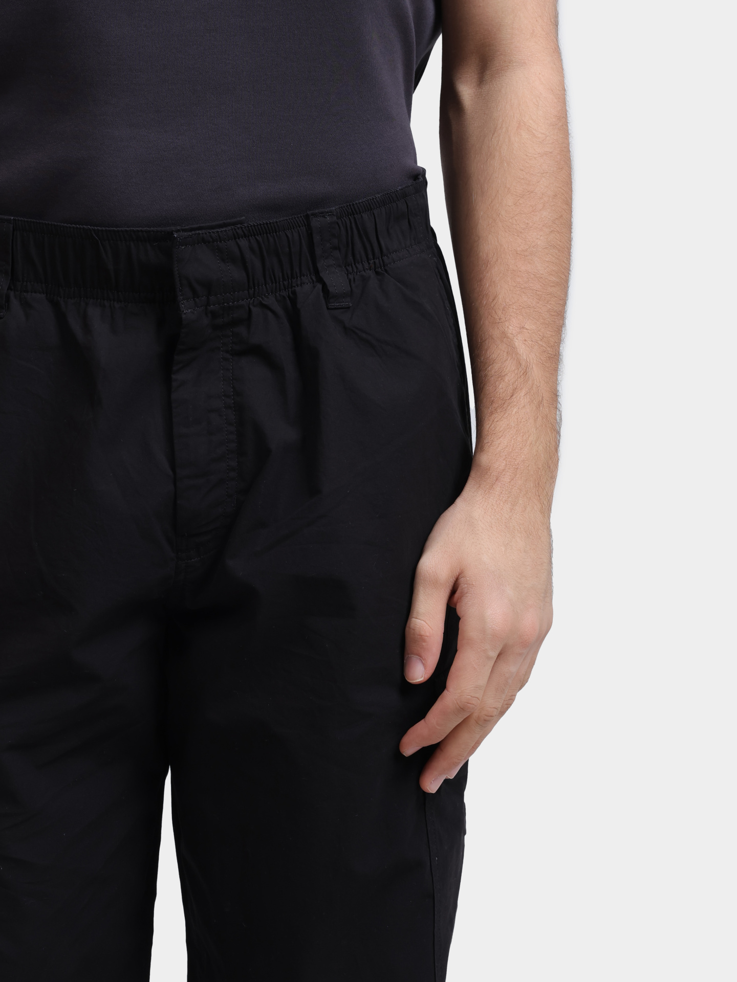 Брюки-карго Calvin Klein Jeans J30J327286 BEH черные мужские — купить в интернет-магазине Verdistore