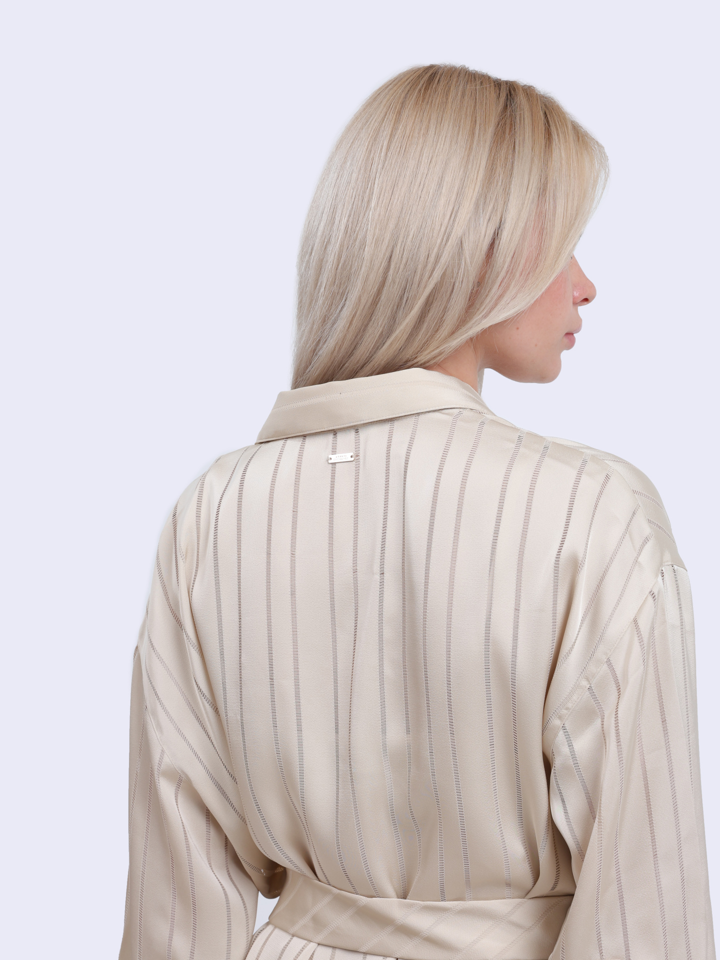 Платье Armani Exchange XW000484 AF12744 F1030 бежевое женское в полоску — купить в интернет-магазине Verdistore