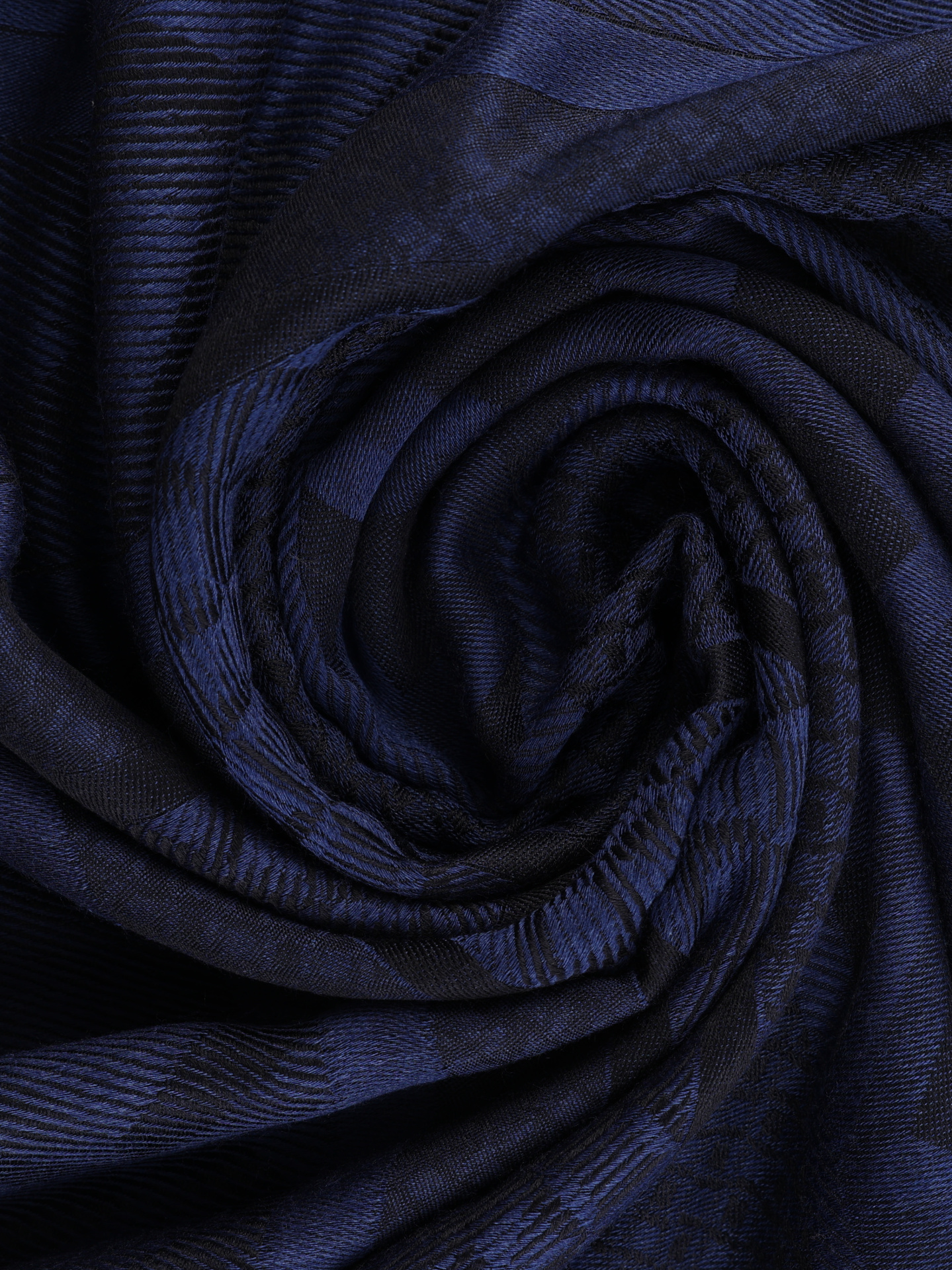 Платок A11354 13 — купить в интернет-магазине Verdistore