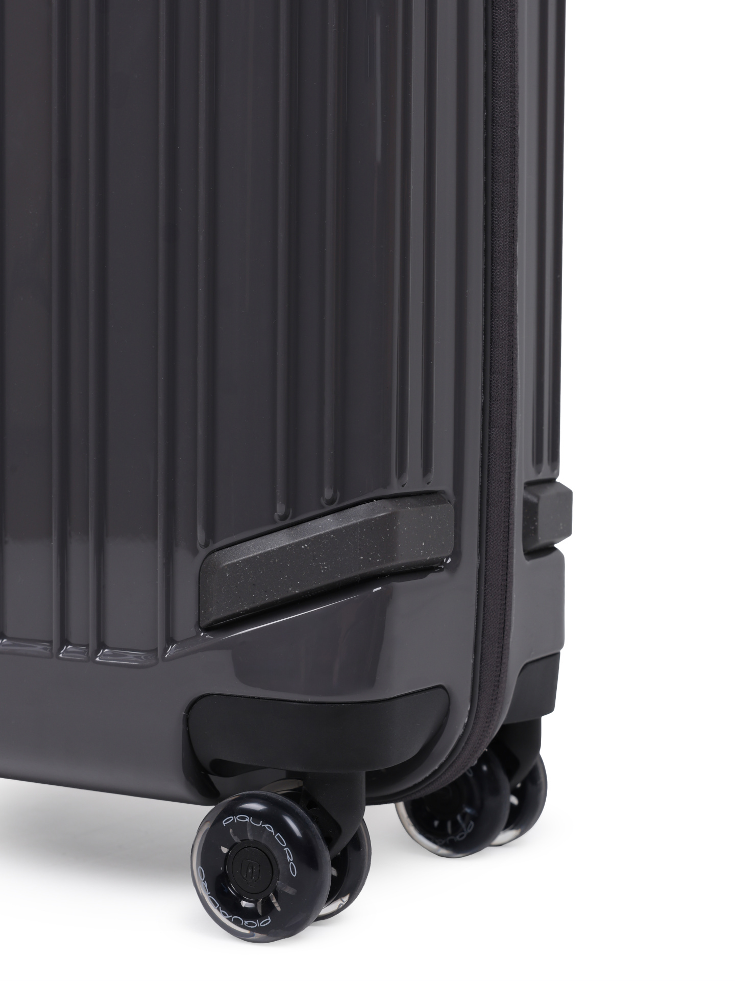 Чемодан Piquadro BV4425POP/GR серый из поликарбоната — купить в интернет-магазине Verdistore