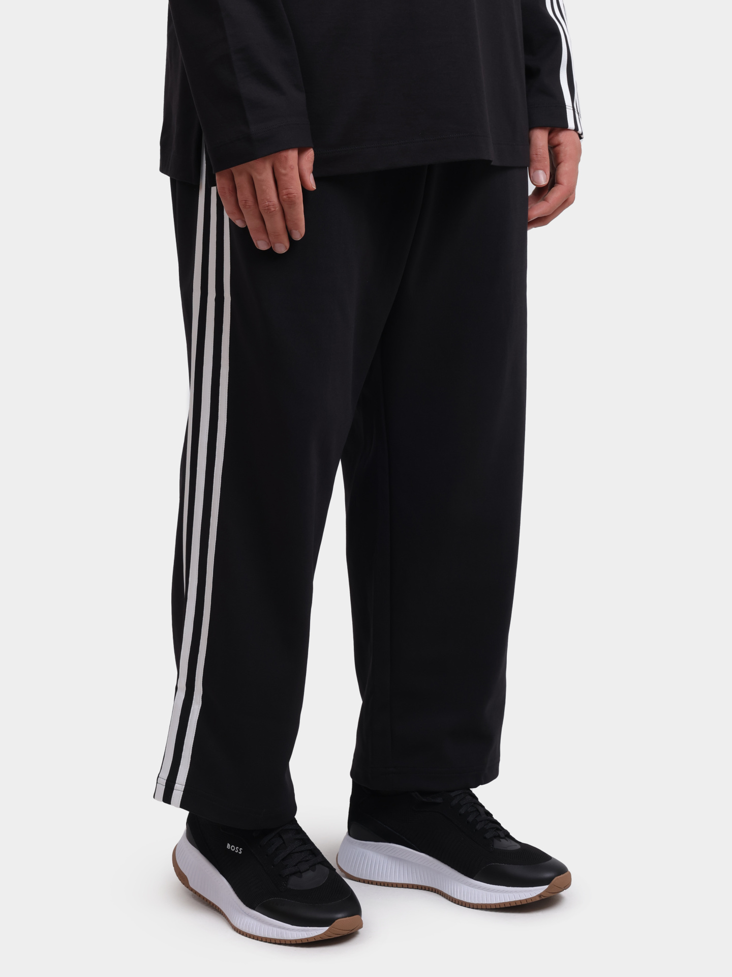 Брюки Y-3 IW0080 черные мужские — купить в интернет-магазине Verdistore