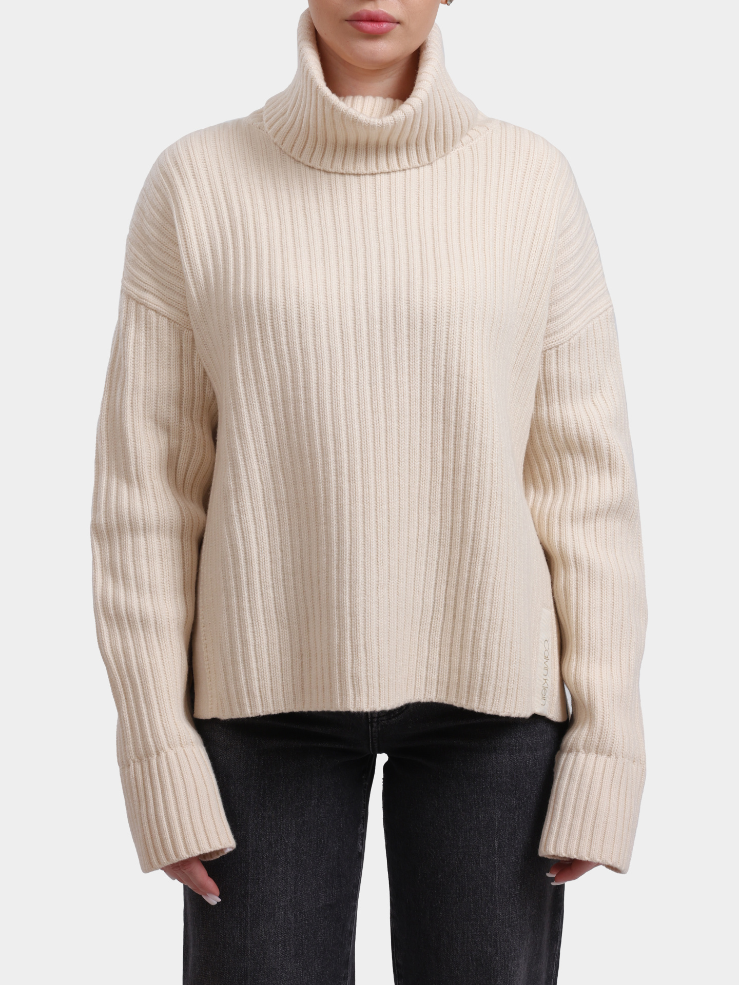 Пуловер Calvin Klein K20K203218 YBL молочный женский — купить в интернет-магазине Verdistore