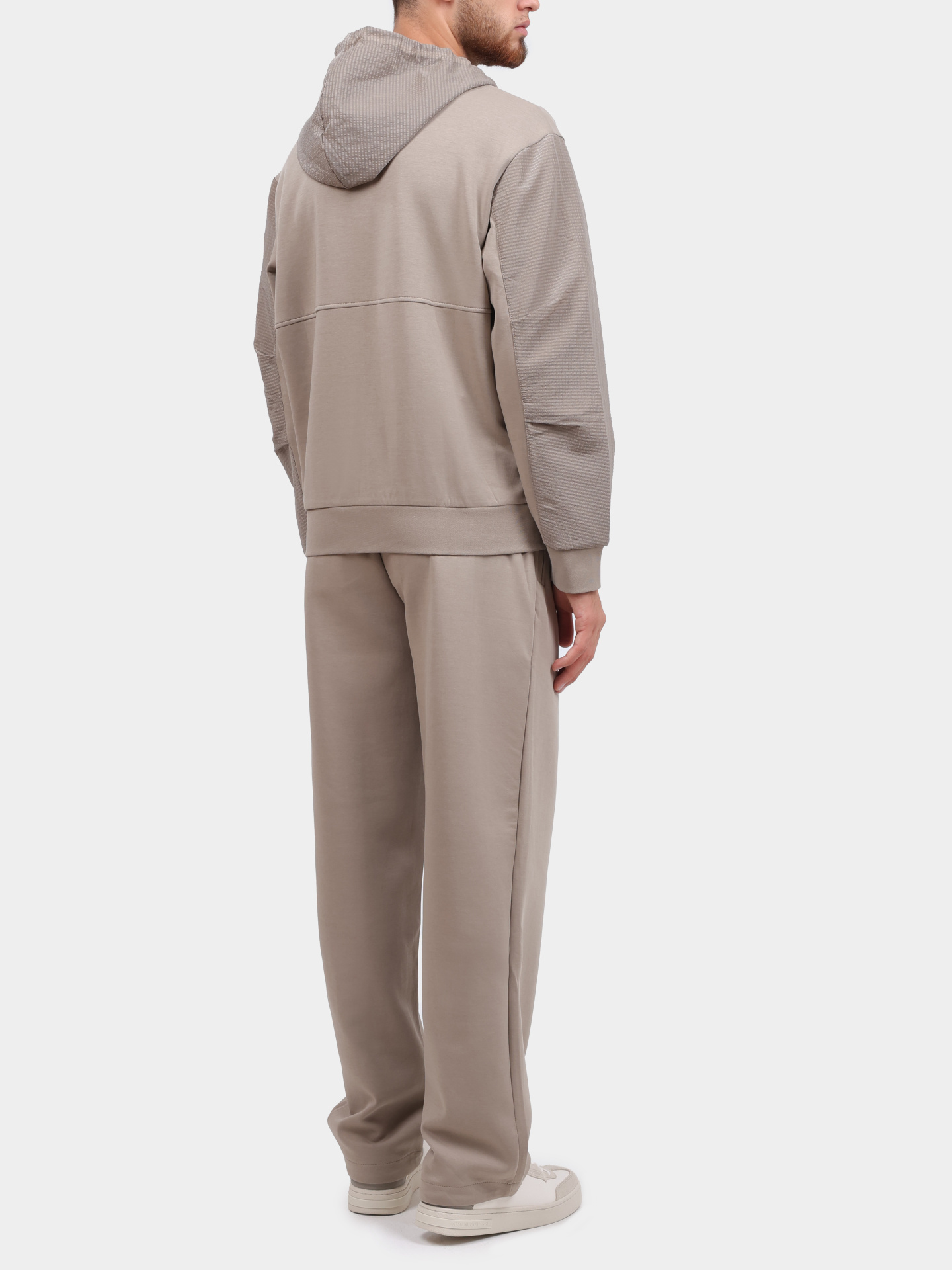 Мастерка XM000480 AF10818 U6167 мужская бежевая с логотипом — купить в интернет-магазине Verdistore