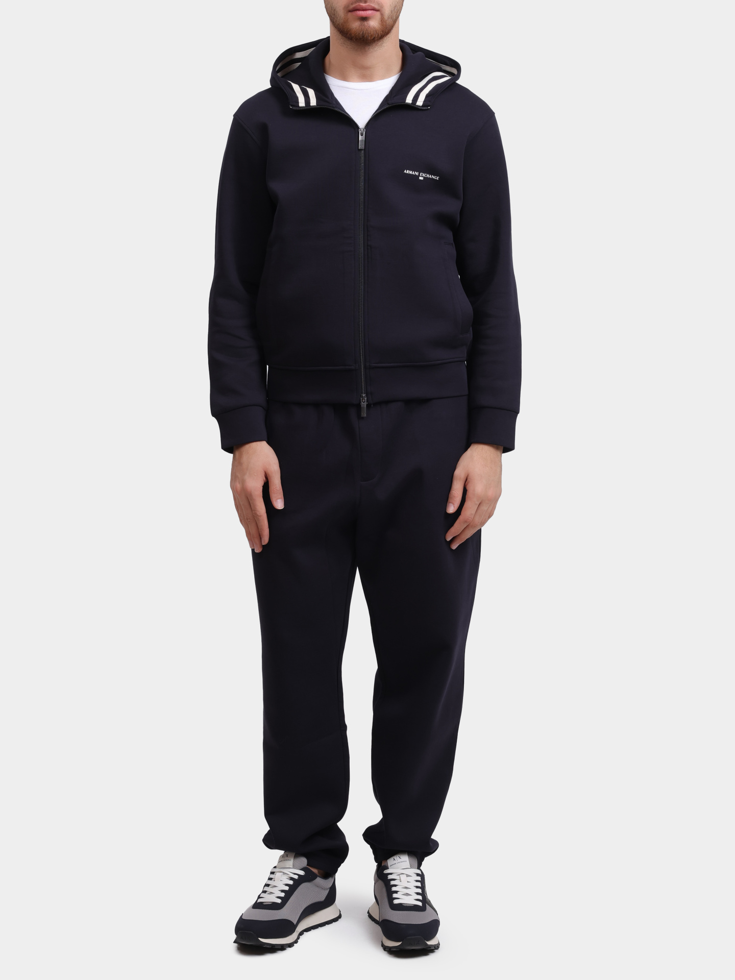 Джоггеры Armani Exchange XM000978 AF10818 UB101 темно-синие мужские — купить в интернет-магазине Verdistore