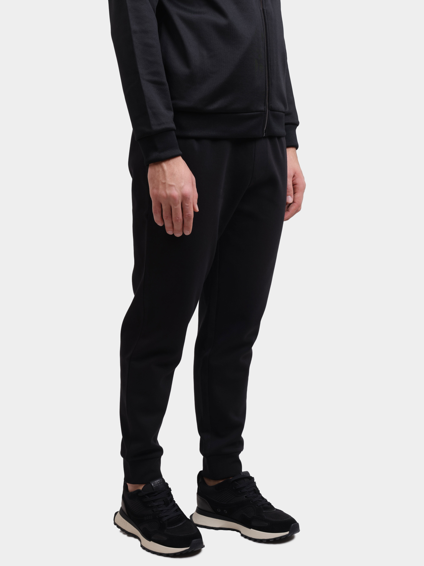 Джоггеры Boss 50520322 002 черные мужские — купить в интернет-магазине Verdistore