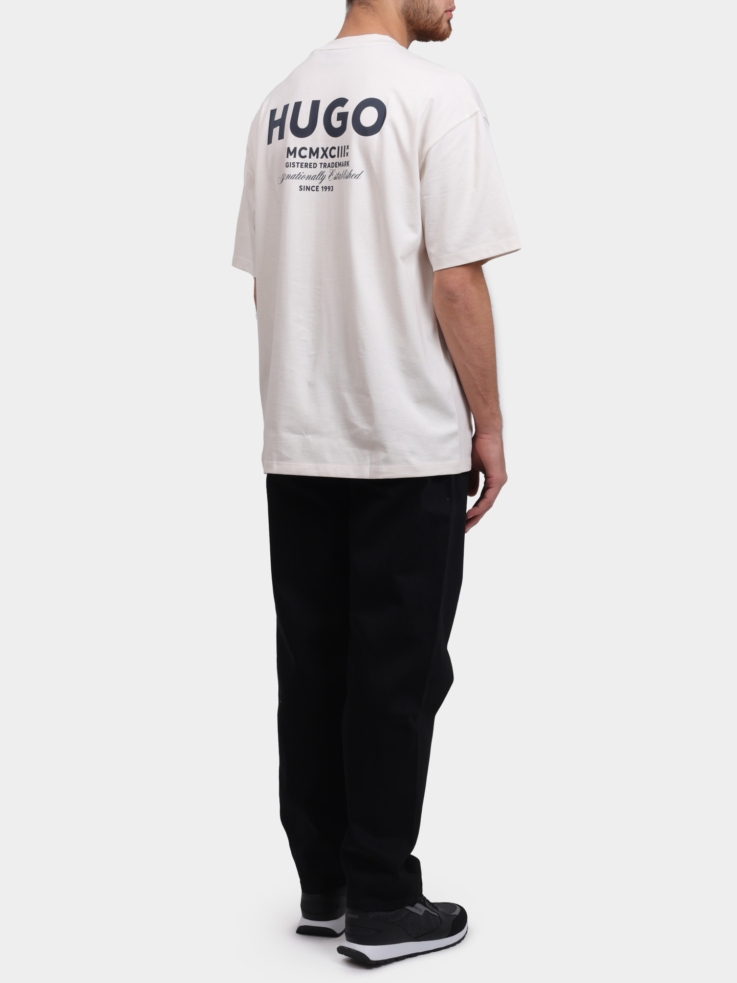 Джинсы Hugo 50542879 001 черные мужские — купить в интернет-магазине Verdistore