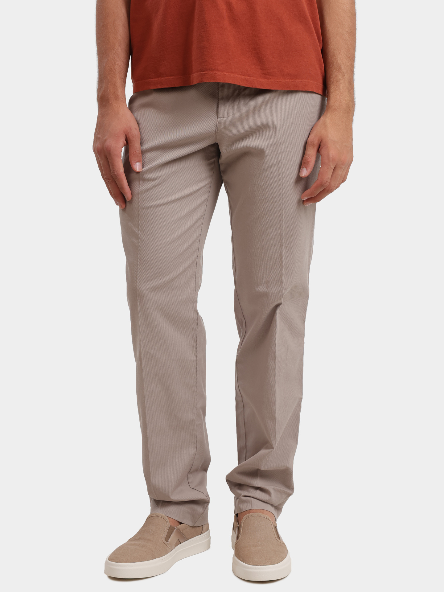 Брюки Emporio Armani EM001505 AF13784 U6167 бежевые мужские из хлопка — купить в интернет-магазине Verdistore