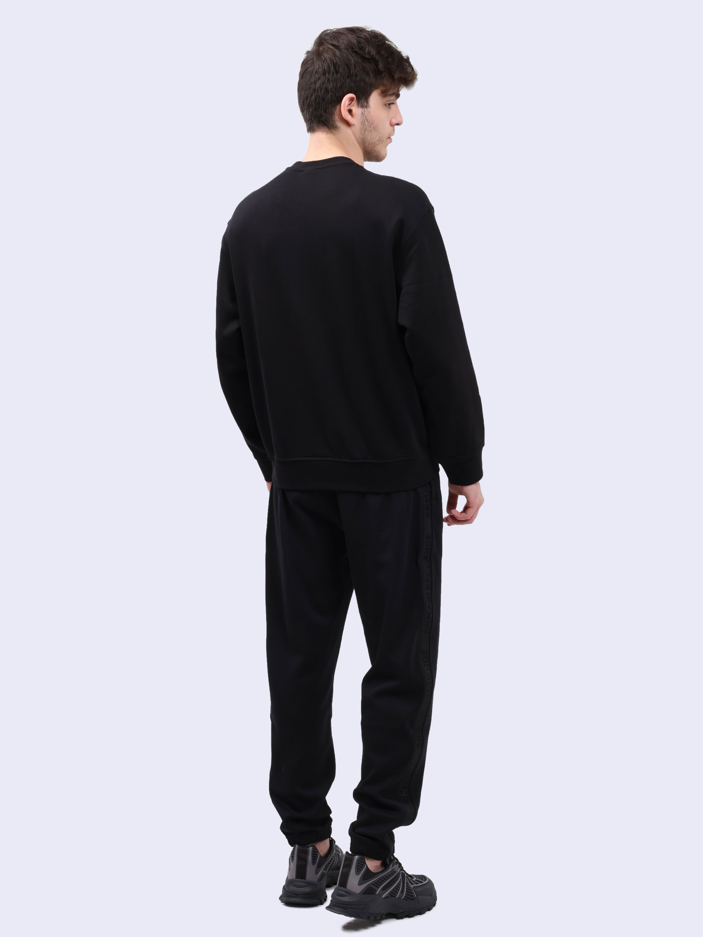 Свитшот Armani Exchange 6DZMLF ZJ4XZ 1200 черный мужской из хлопка — купить в интернет-магазине Verdistore
