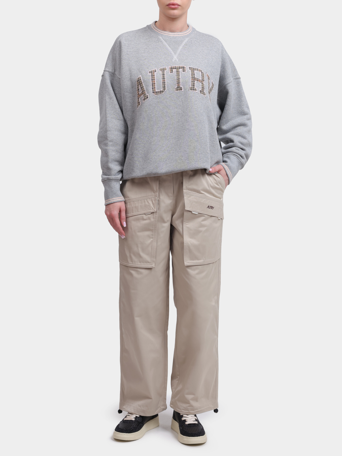 Брюки Autry PAPW - N7NP бежевые мужские с накладными карманами — купить в интернет-магазине Verdistore