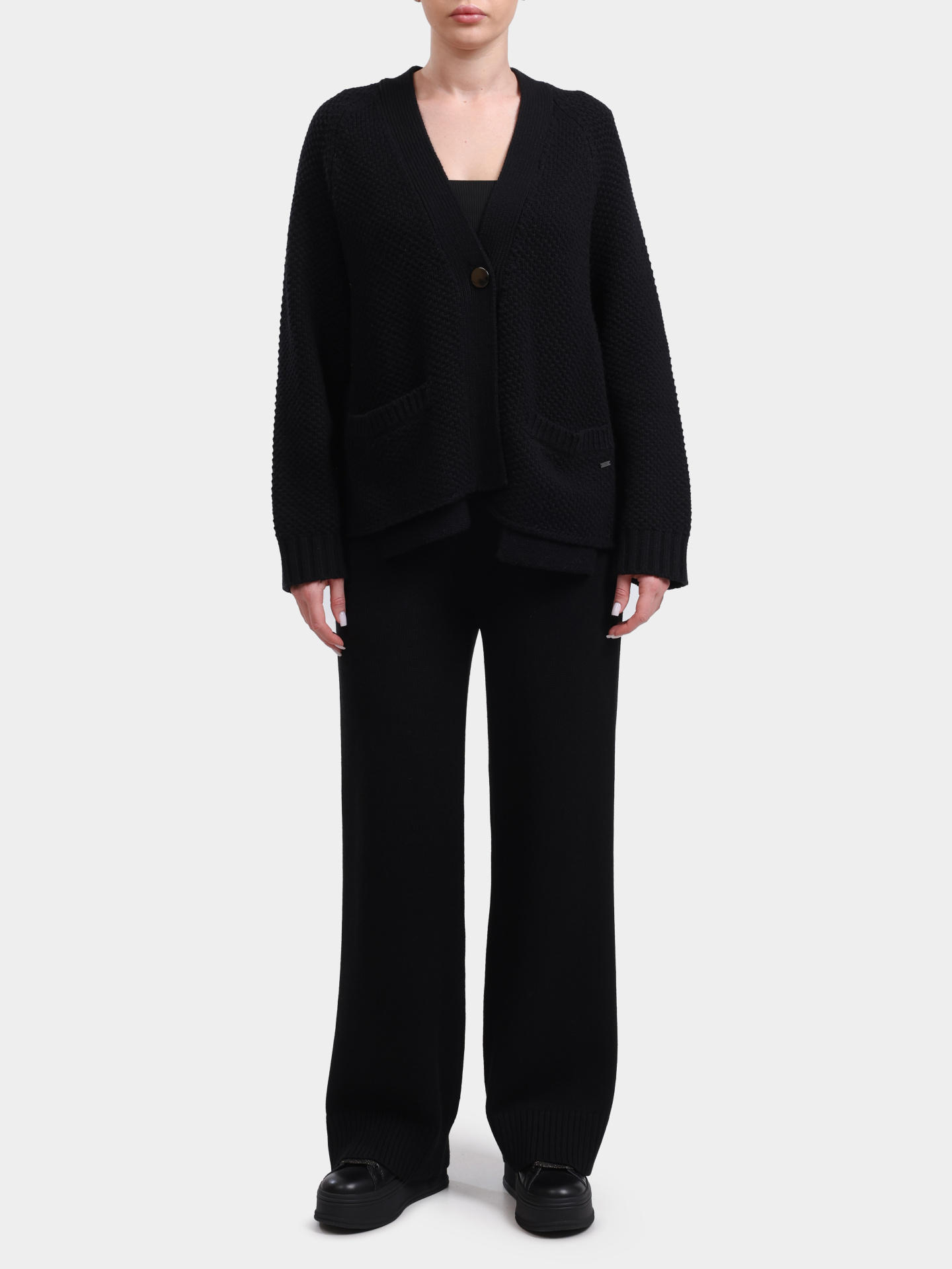 Брюки Armani Exchange XW000769 AF13774 UC001 черные женские — купить в интернет-магазине Verdistore