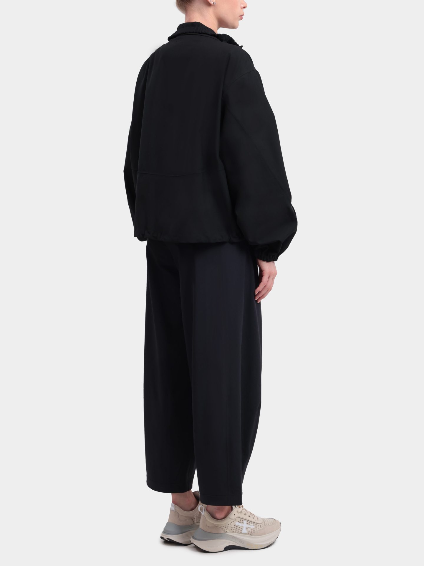 Анорак Herno Laminar GI00145DL 12847 9300 черный женский — купить в интернет-магазине Verdistore
