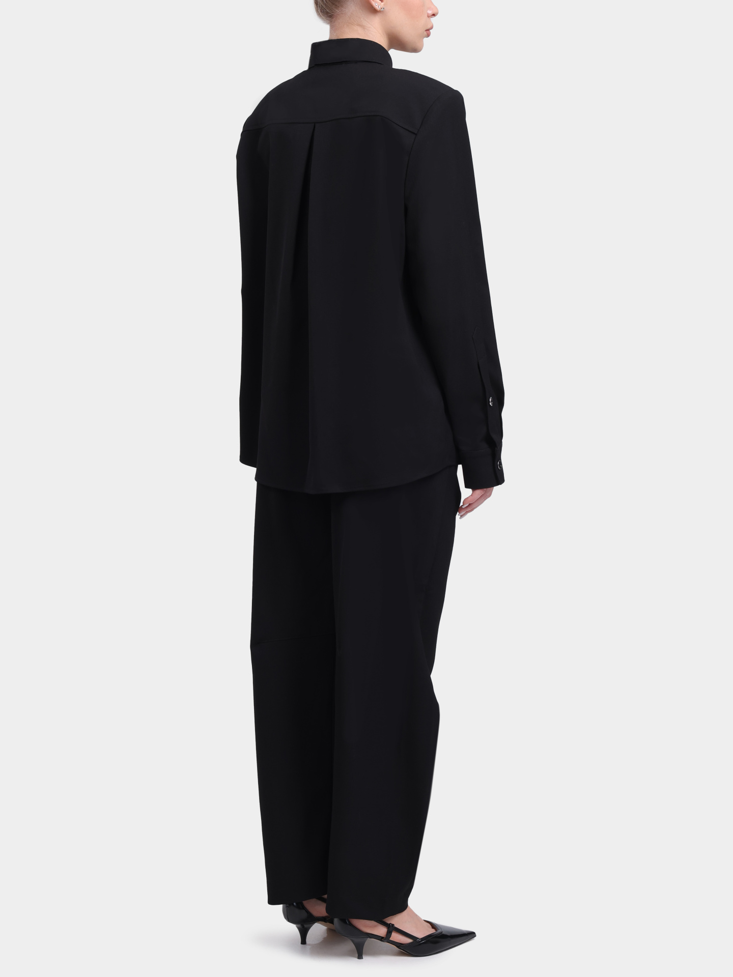 Брюки Pinko 106442 A32G Z99 черные женские с защипами — купить в интернет-магазине Verdistore