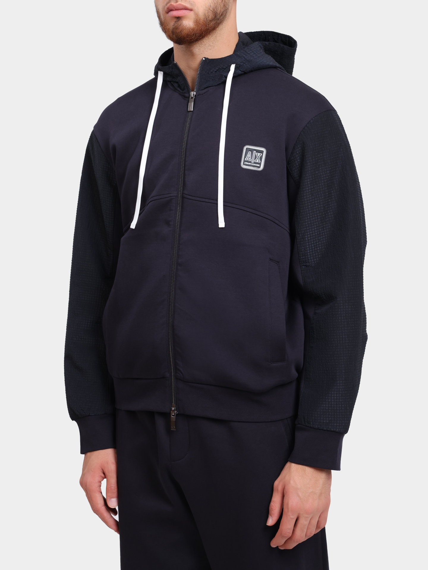 Мастерка Armani Exchange XM000480 AF10818 UB101 темно-синяя мужская с логотипом — купить в интернет-магазине Verdistore