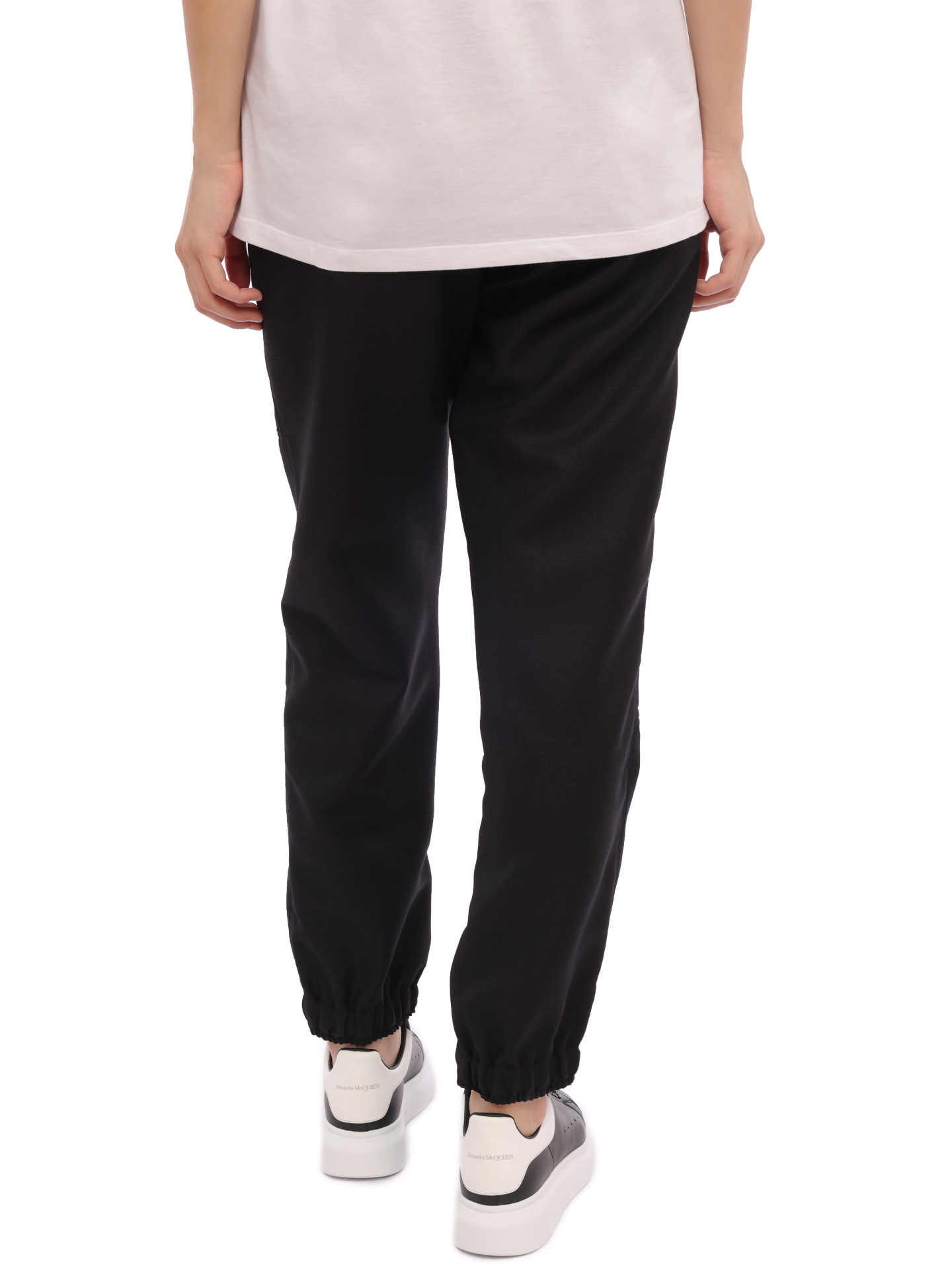 Брюки Alexander McQueen 678056-QSU63 1000 черные женские — купить в интернет-магазине Verdistore