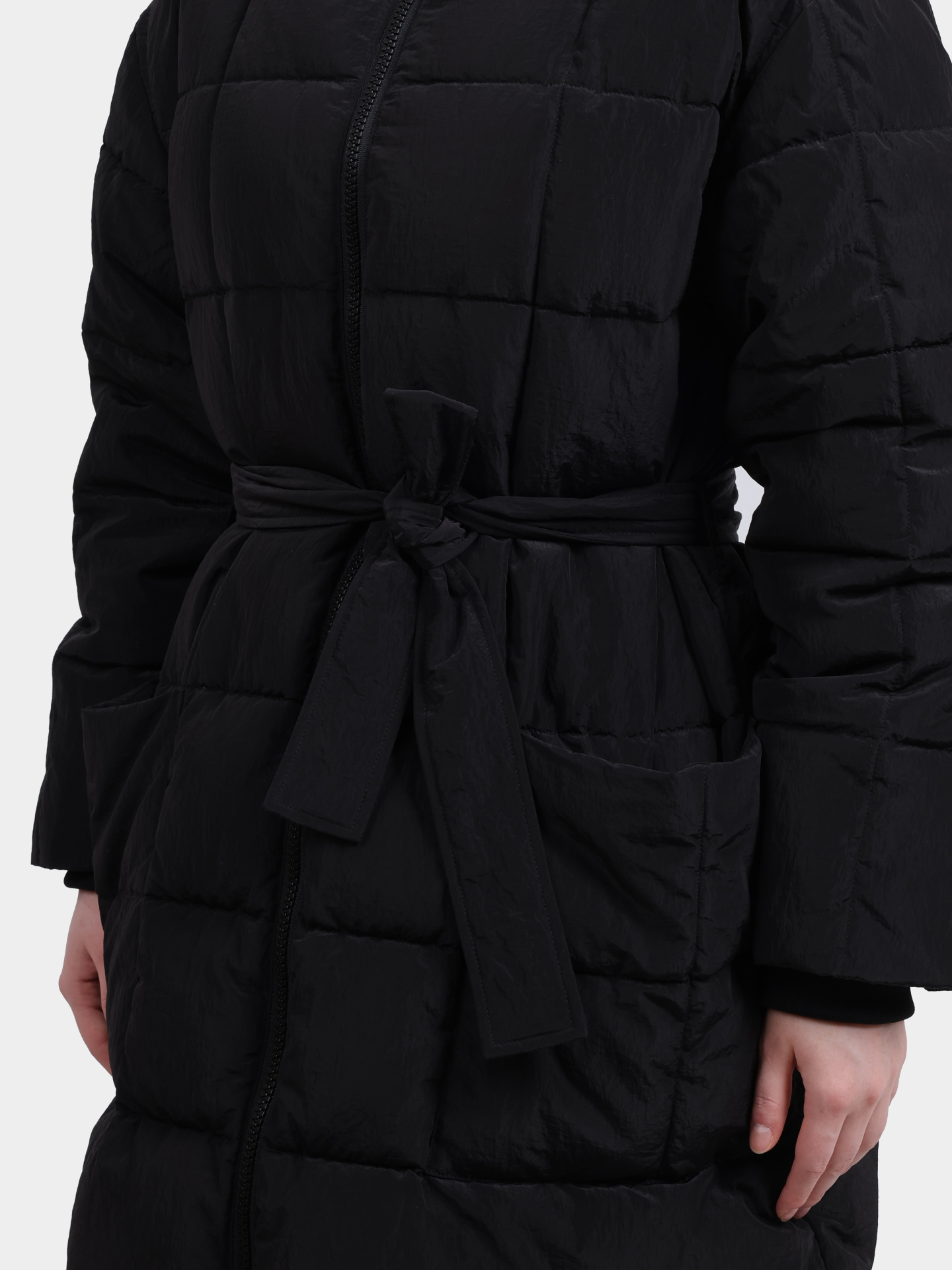 Пуховик Armani Exchange AF16207 UC001 черный стеганый женский — купить в интернет-магазине Verdistore