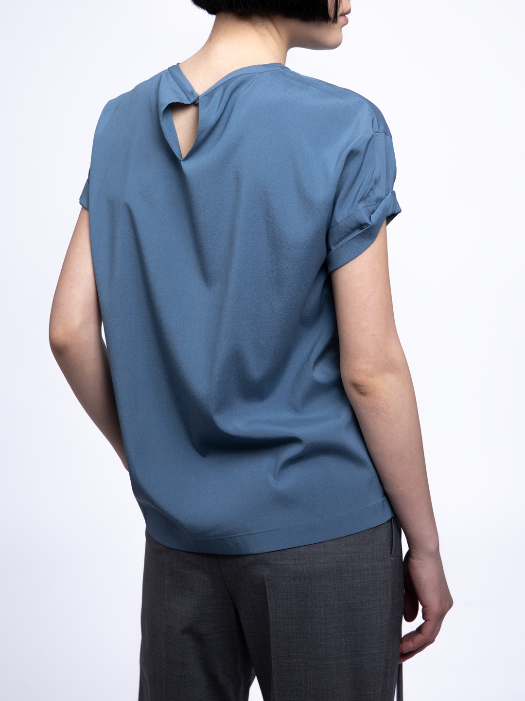 Топ Brunello Cucinelli MH910B3010 голубой женский — купить в интернет-магазине Verdistore