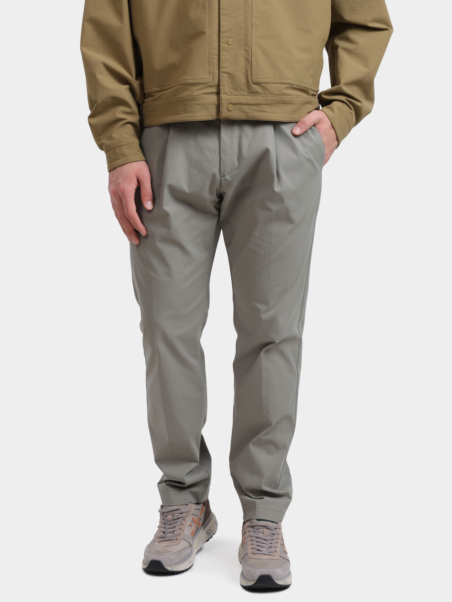 Брюки Herno PT000091U 12531 7290 светло-зеленые мужские — купить в интернет-магазине Verdistore