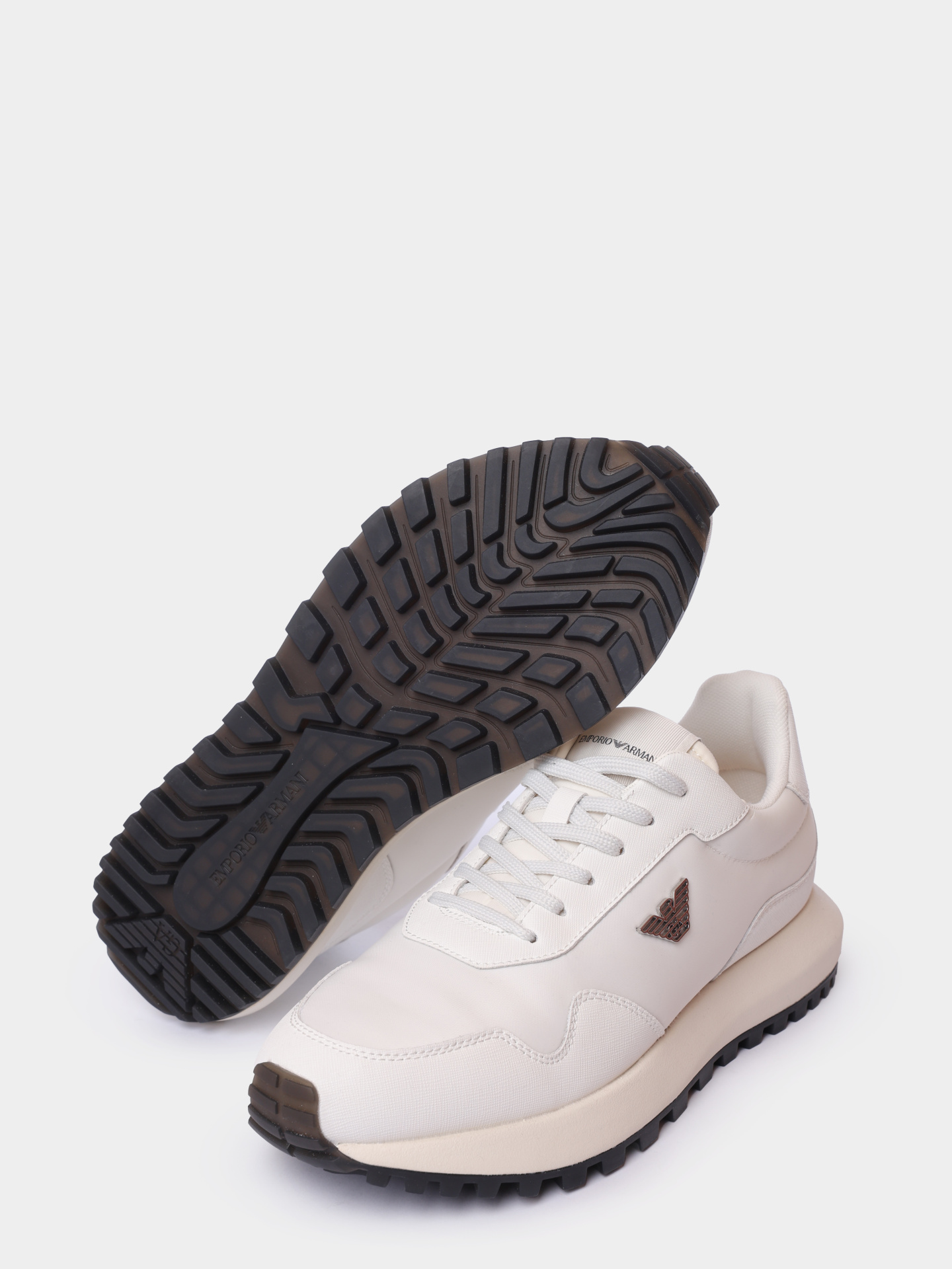 Кроссовки Emporio Armani EM003738 AF19532 M0107 белые мужские — купить в интернет-магазине Verdistore