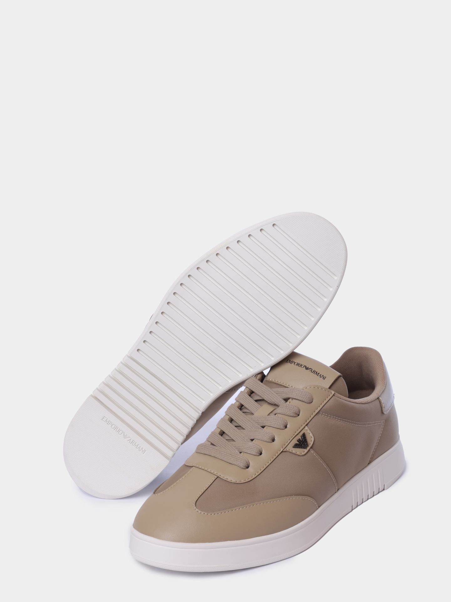 Кроссовки Emporio Armani EM003062 AF18210 U1072 комбинированные мужские — купить в интернет-магазине Verdistore