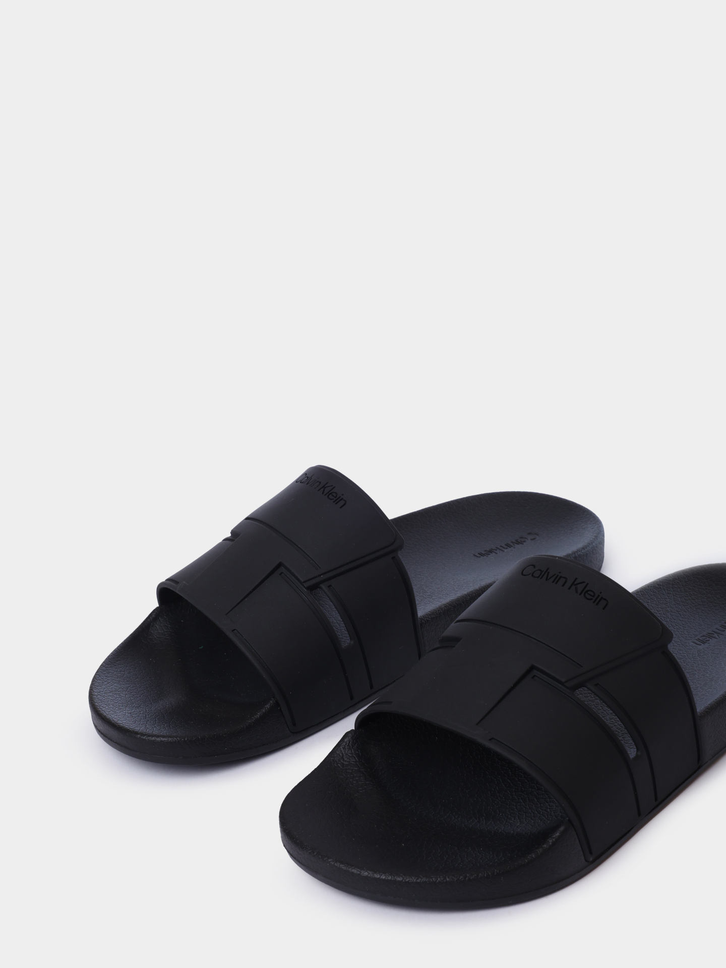 Шлепанцы Calvin Klein HM0HM01752 BEH черные мужские — купить в интернет-магазине Verdistore