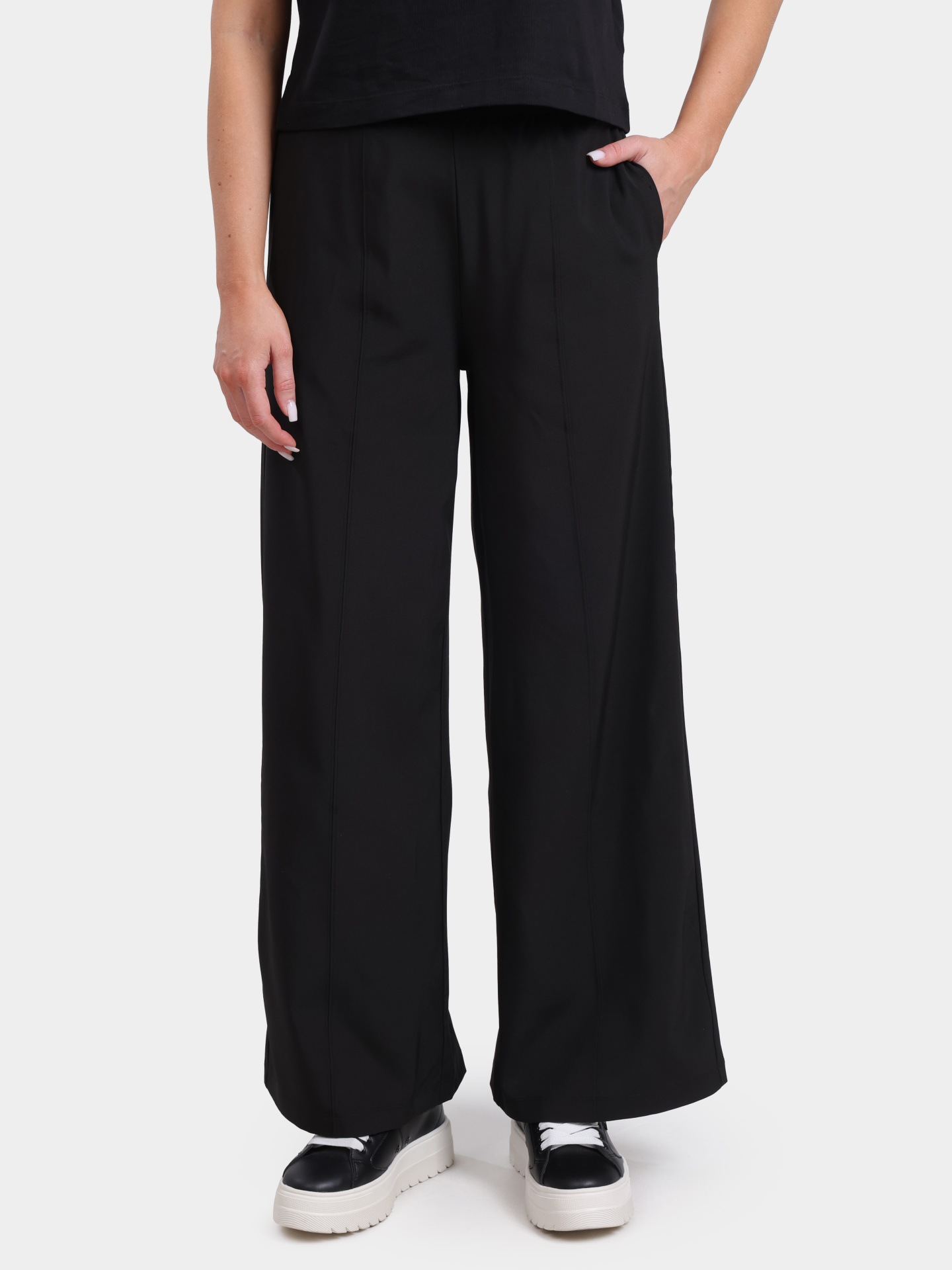 Брюки Calvin Klein 00GWF4P606 UB1 черные женские прямого кроя — купить в интернет-магазине Verdistore