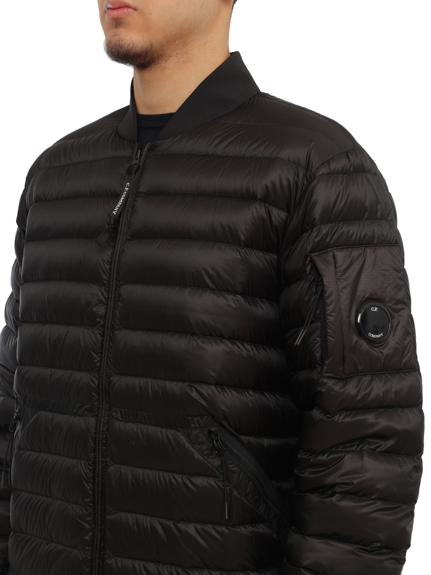 Куртка C.P. Company 15CMOW202A-006099A 999 черная мужская — купить в интернет-магазине Verdistore