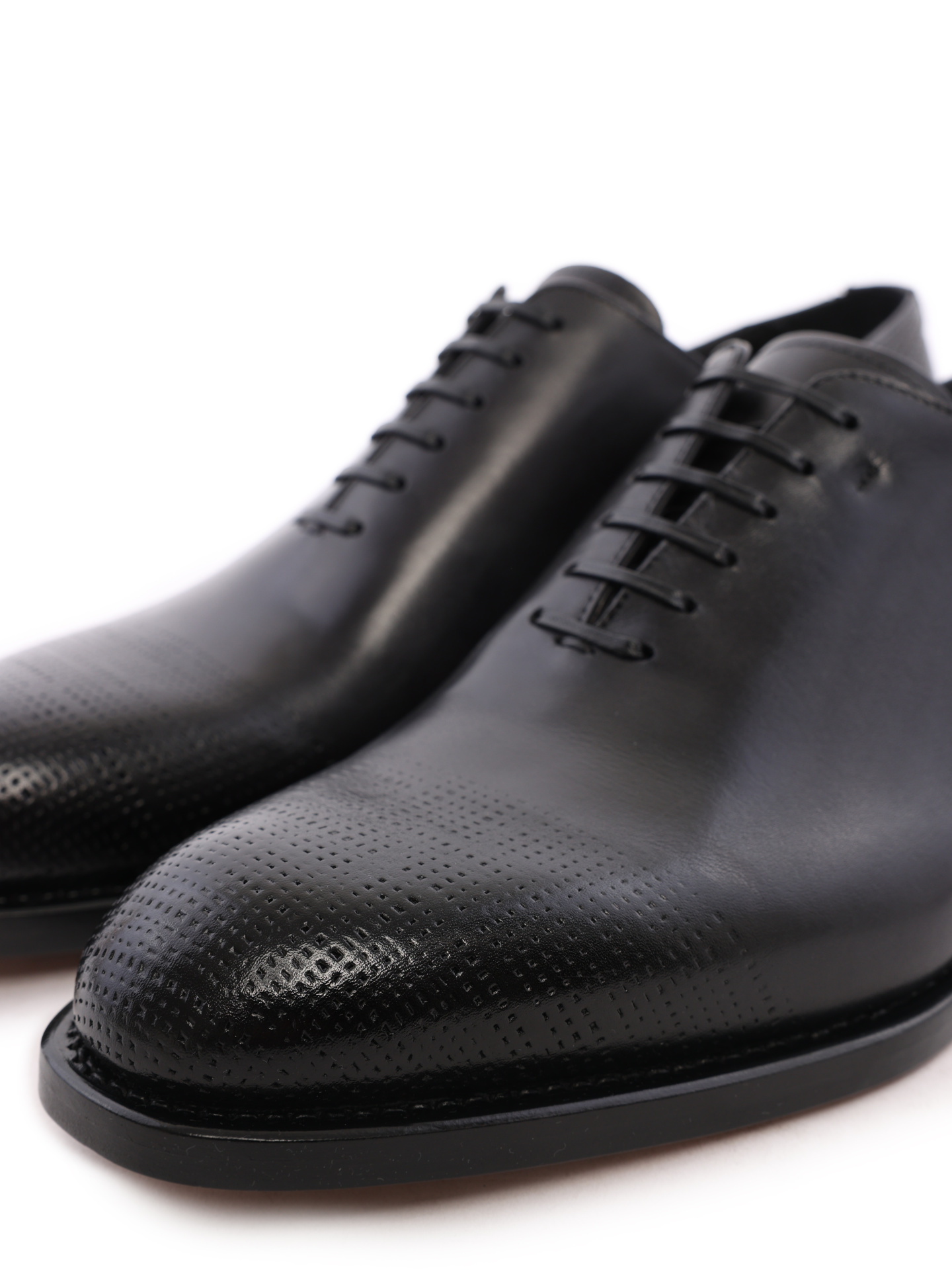 Оксфорды Z-07486613E кожаные с перфорацией сзади и на носке — купить в интернет-магазине Verdistore