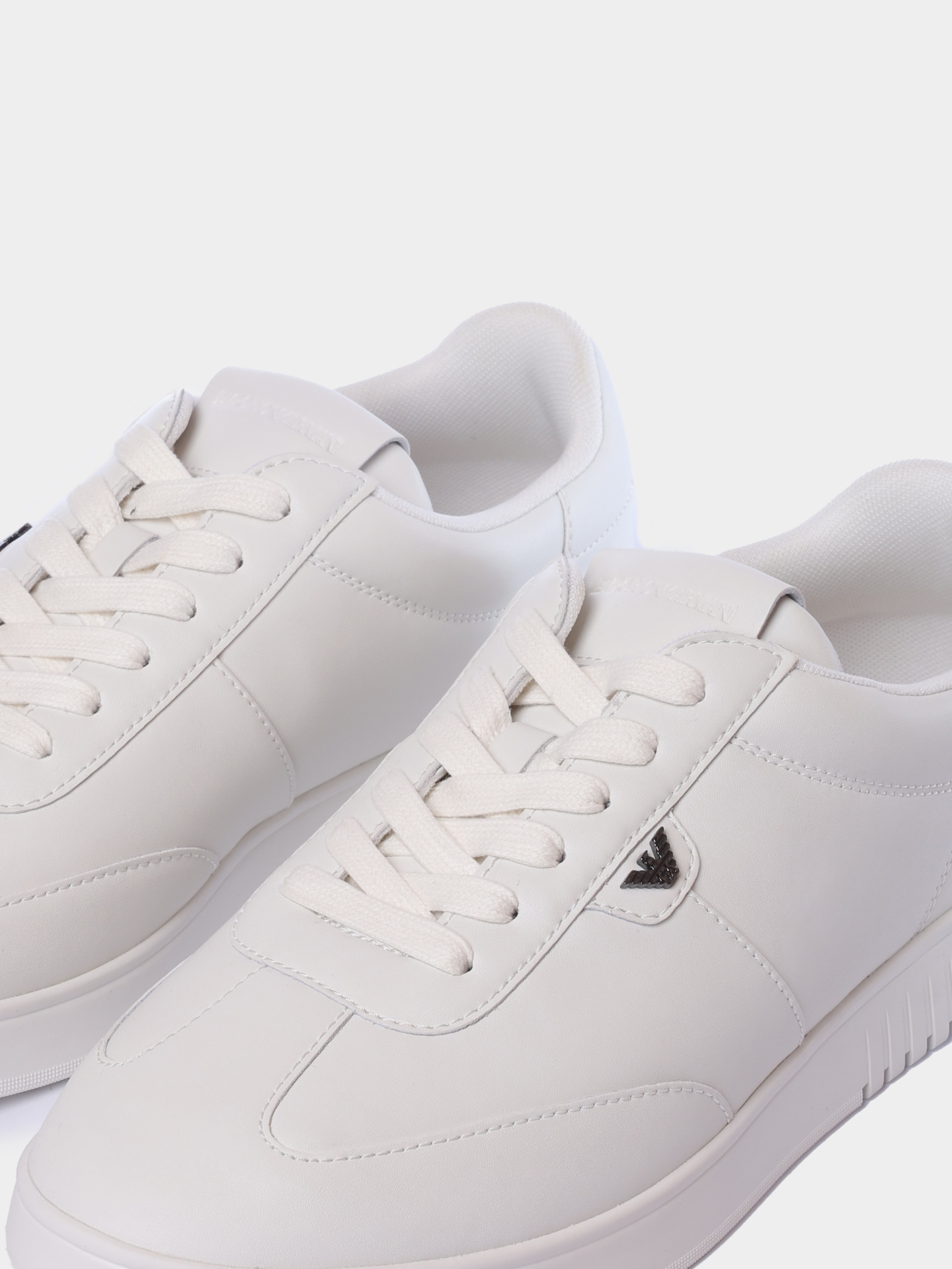 Кроссовки Emporio Armani EM003062 AF20004 U0003 кожаные мужские — купить в интернет-магазине Verdistore