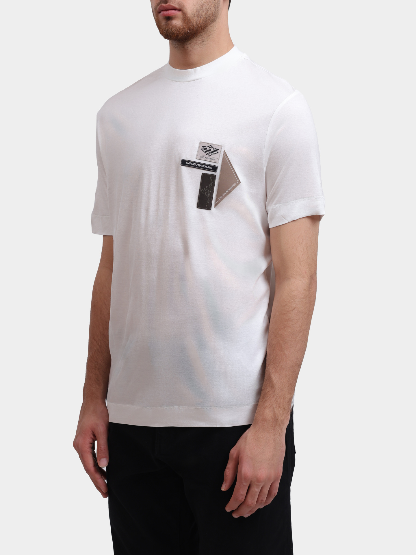 Футболка Emporio Armani EM002959 AF18312 U0003 белая мужская — купить в интернет-магазине Verdistore