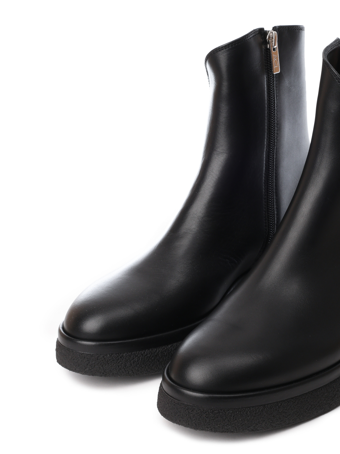 Ботинки AGL D721584PWWALDI 0000 черные женские ассиметричные — купить в интернет-магазине Verdistore