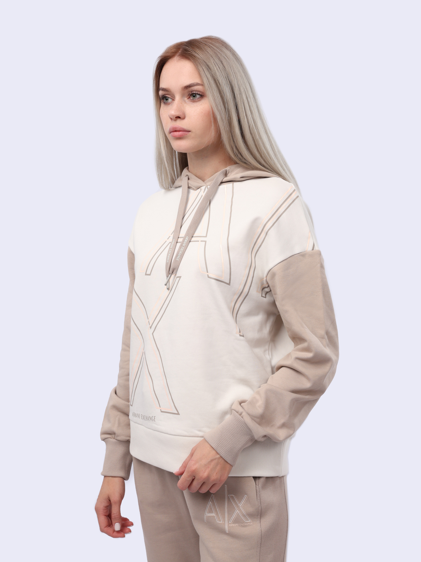 Худи Armani Exchange 3DYM09 YJEBZ 21CT бежевое женское с логотипом — купить в интернет-магазине Verdistore