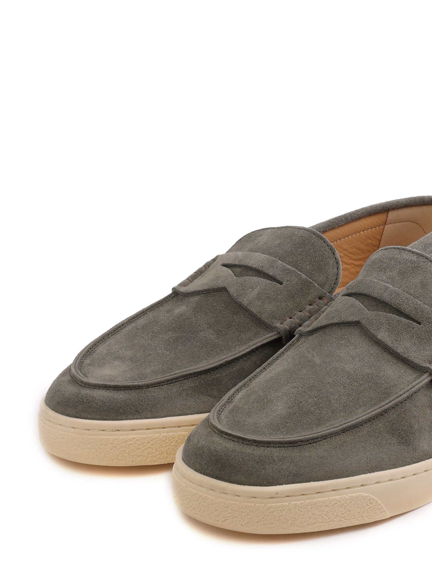 Лоферы Brunello Cucinelli MZUSILN285 C8444 оливковые мужские из замши — купить в интернет-магазине Verdistore