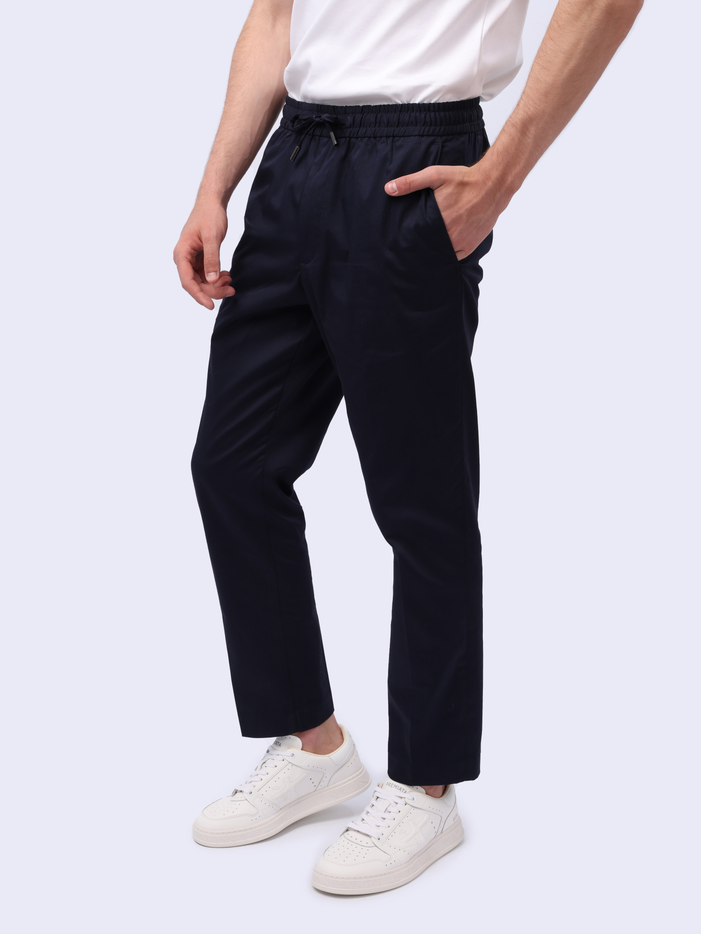 Брюки Calvin Klein K10K111705 темно-синие мужские из хлопка — купить в интернет-магазине Verdistore