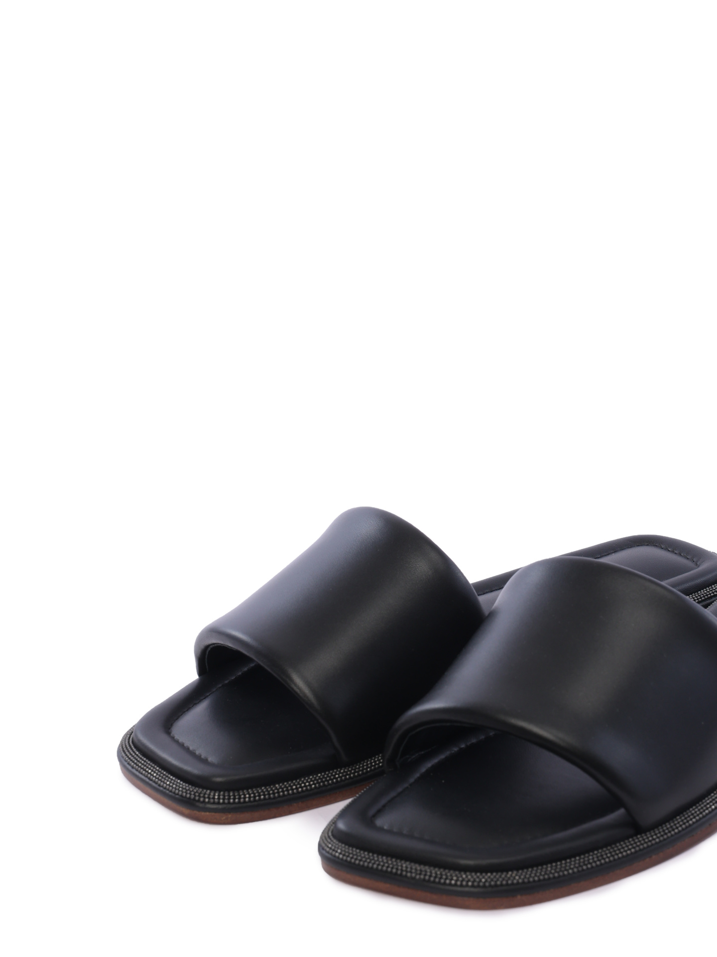 Шлепанцы Brunello Cucinelli MZCWCB1358 C101 черные женские из кожи — купить в интернет-магазине Verdistore