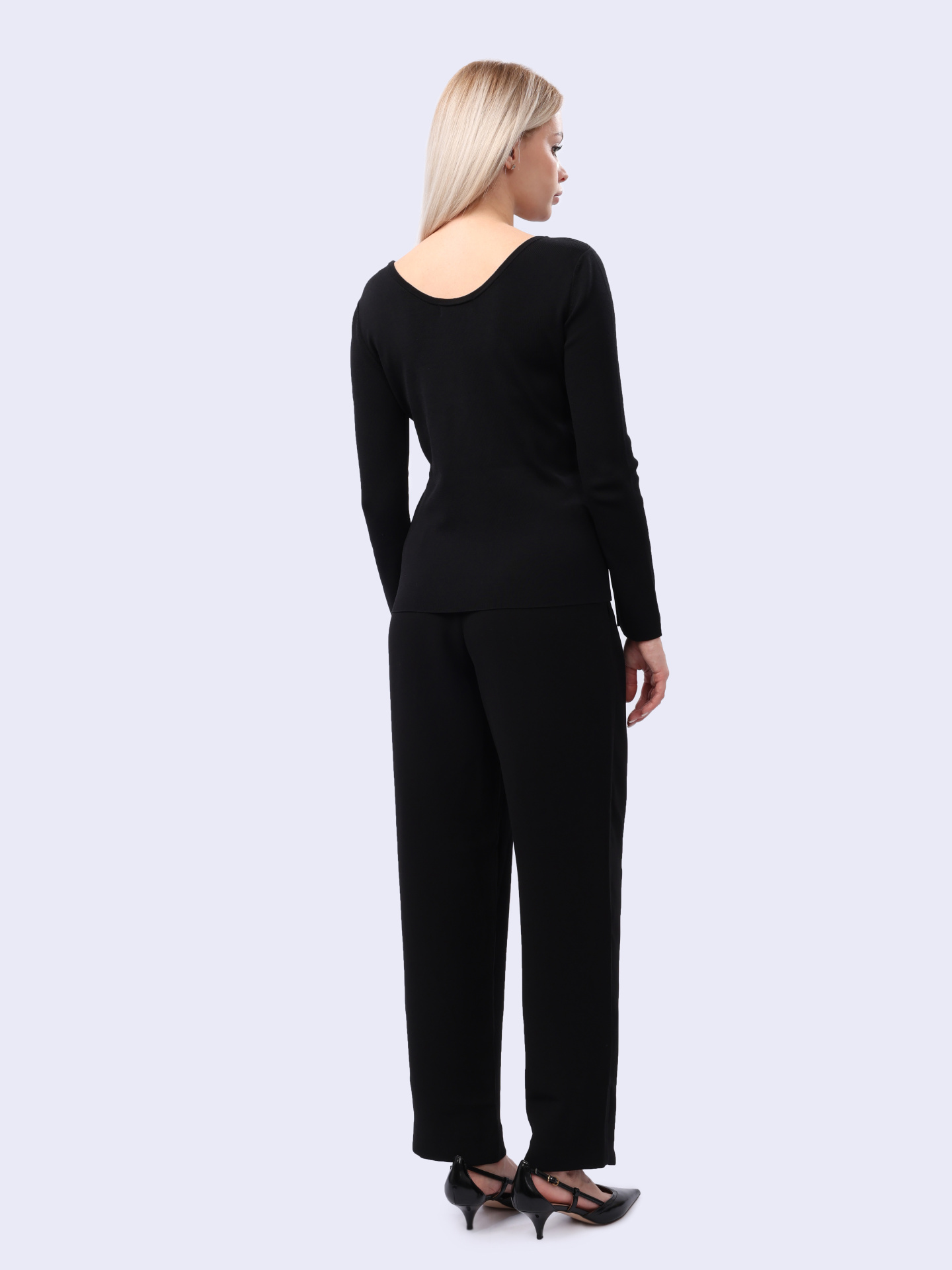 Лонгслив Armani Exchange XW000047 AF10352 UC001 черный женский с вырезом — купить в интернет-магазине Verdistore