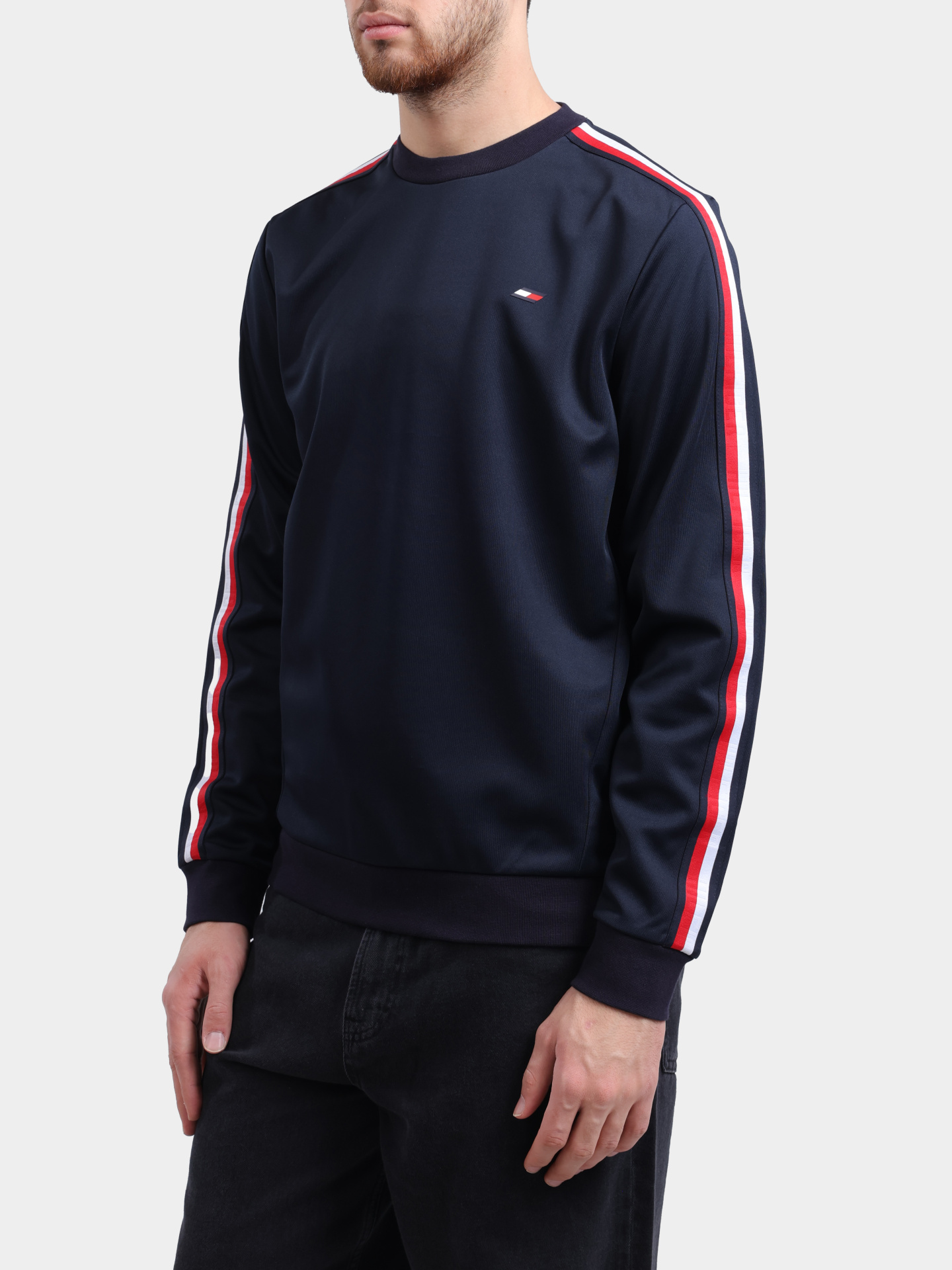 Свитшот Tommy Hilfiger MW0MW32633 DW5 темно-синий мужской — купить в интернет-магазине Verdistore