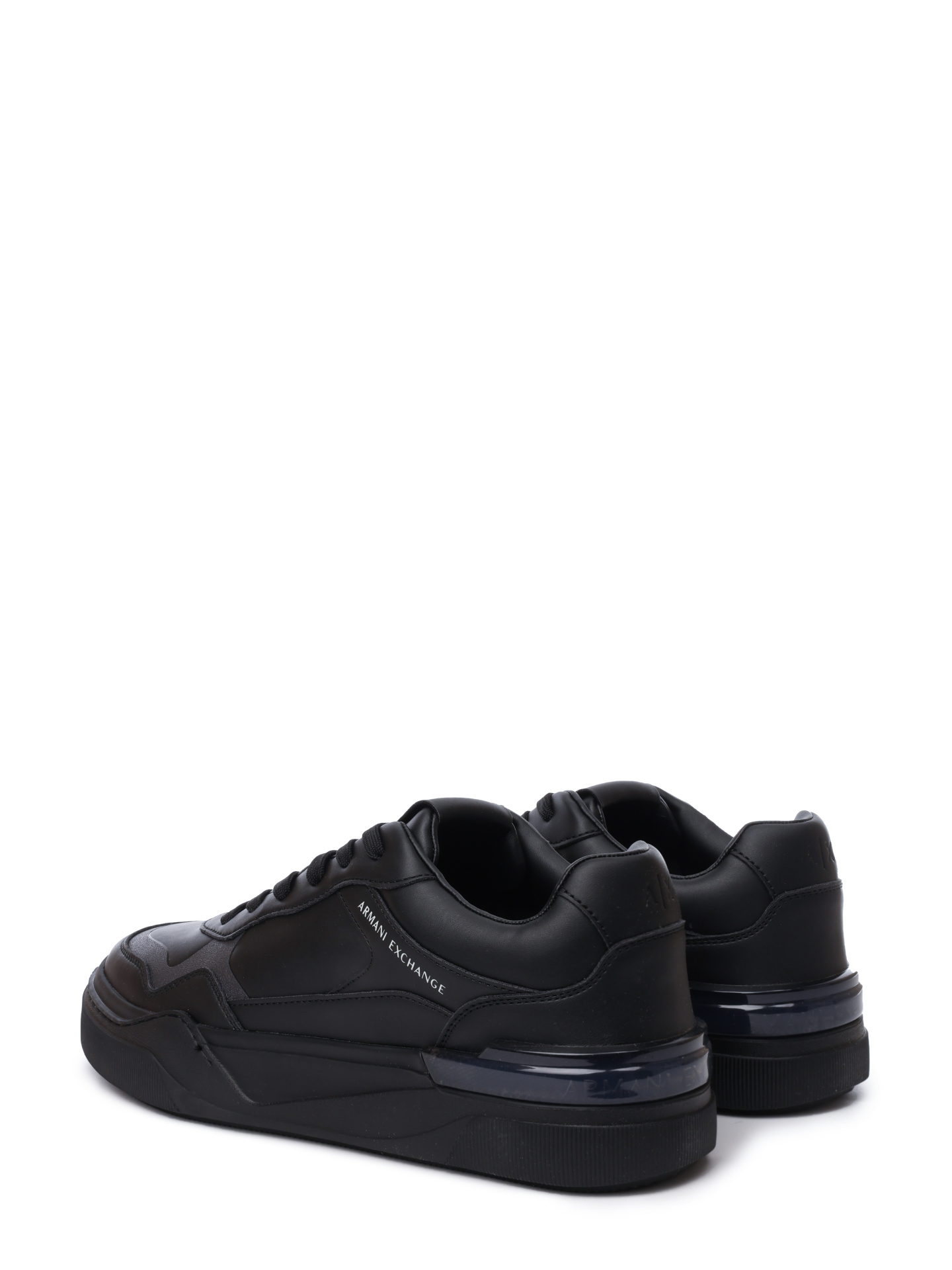 Кроссовки Armani Exchange XUX219 XV857 00002 черные мужские из эко-кожи  — купить в интернет-магазине Verdistore