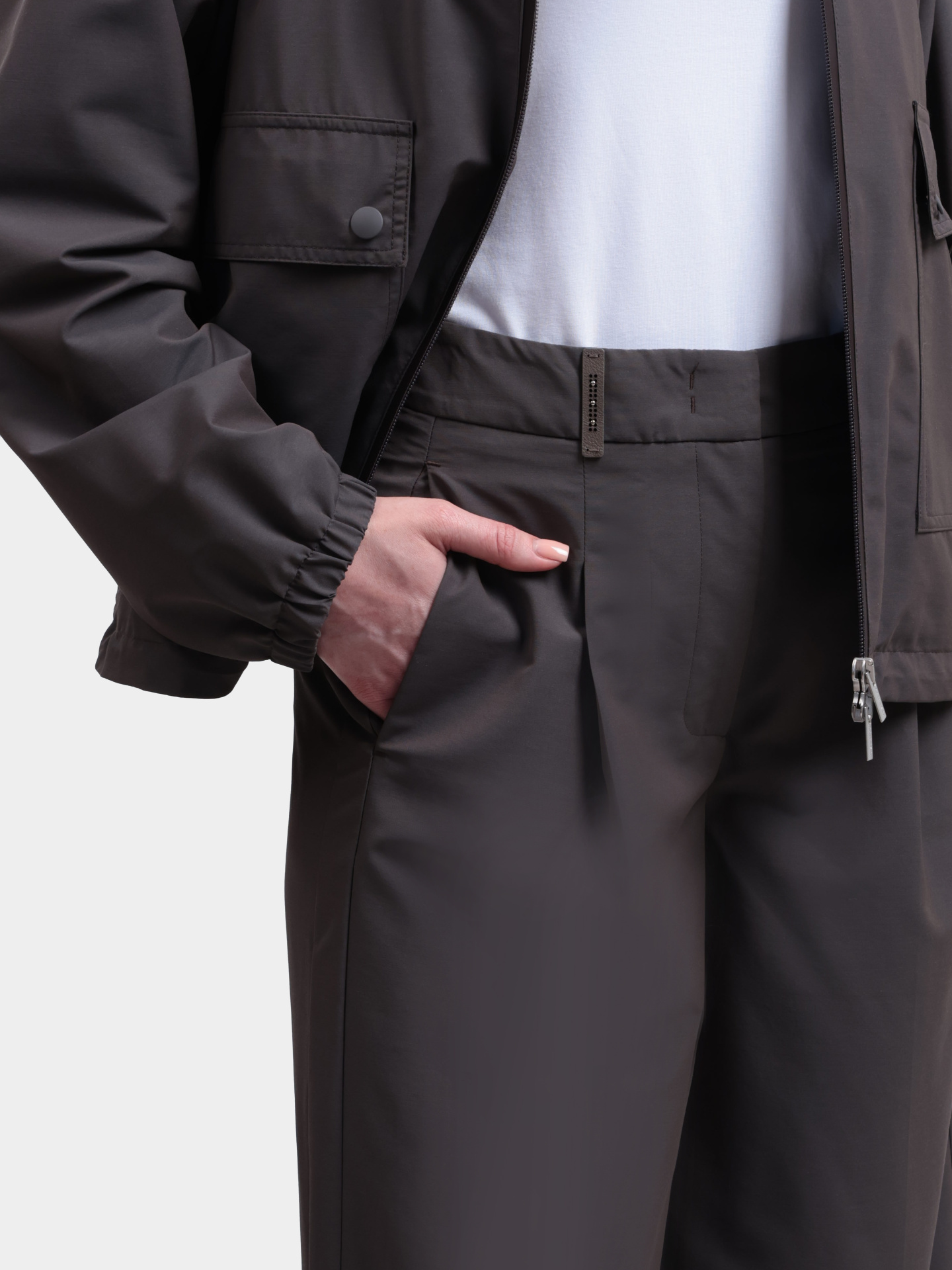 Брюки Peserico A04032 2561 151 серые женские — купить в интернет-магазине Verdistore