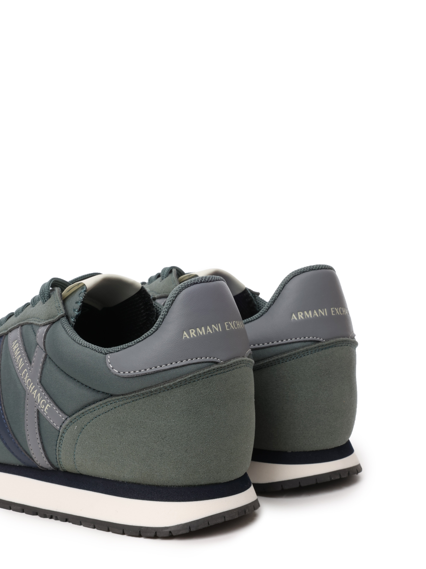Кроссовки Armani Exchange XUX017 XCC68 T156 мужские текстильные с логотипом — купить в интернет-магазине Verdistore