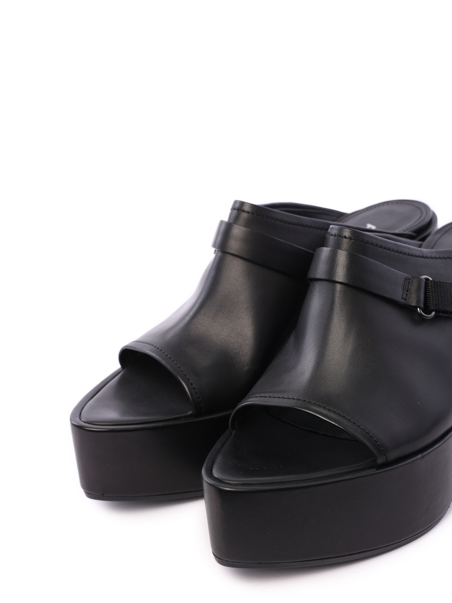 Босоножки — купить в интернет-магазине Verdistore